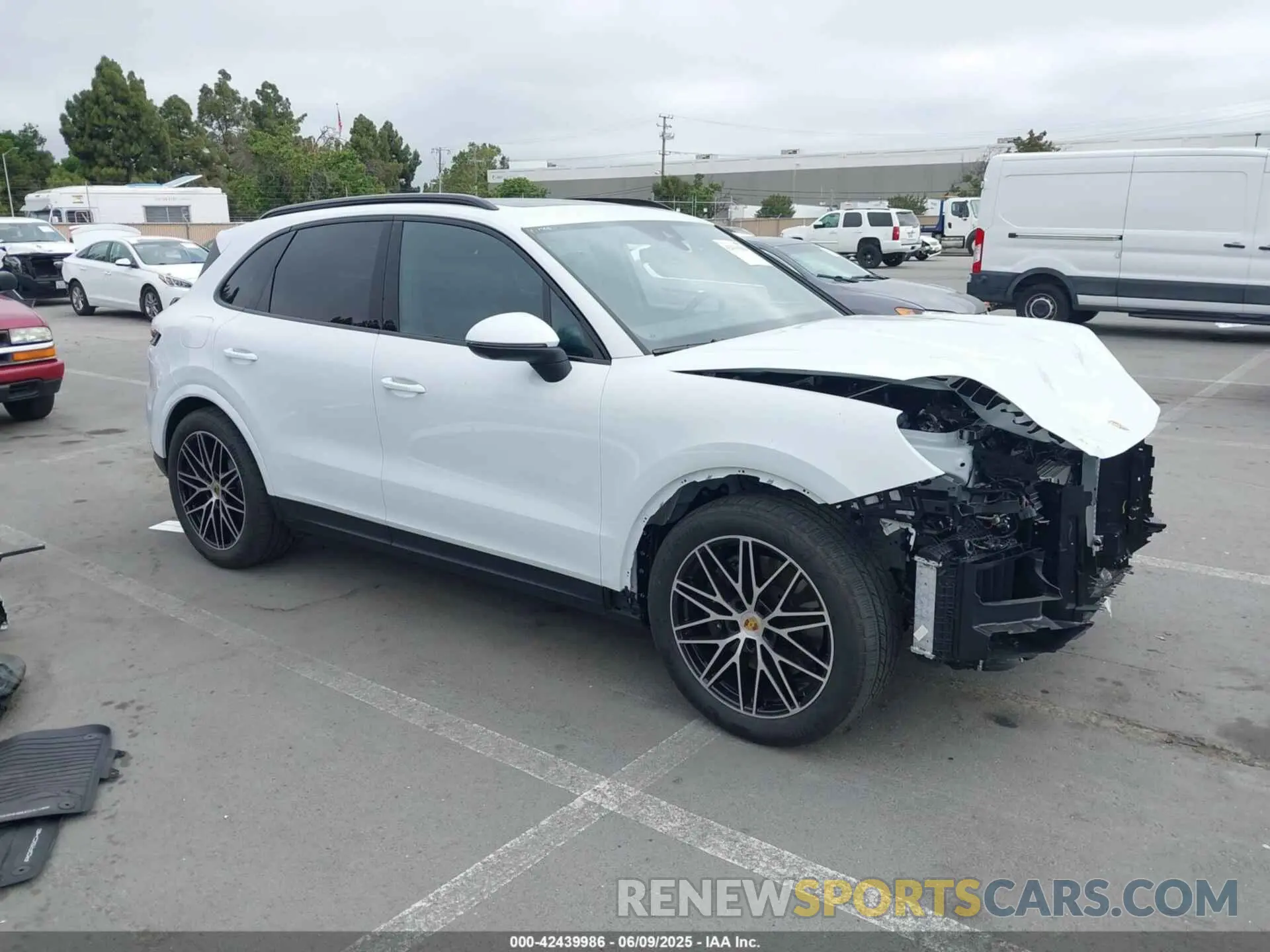 1 Photograph of a damaged car WP1AA2AY6RDA14314 PORSCHE CAYENNE 2024