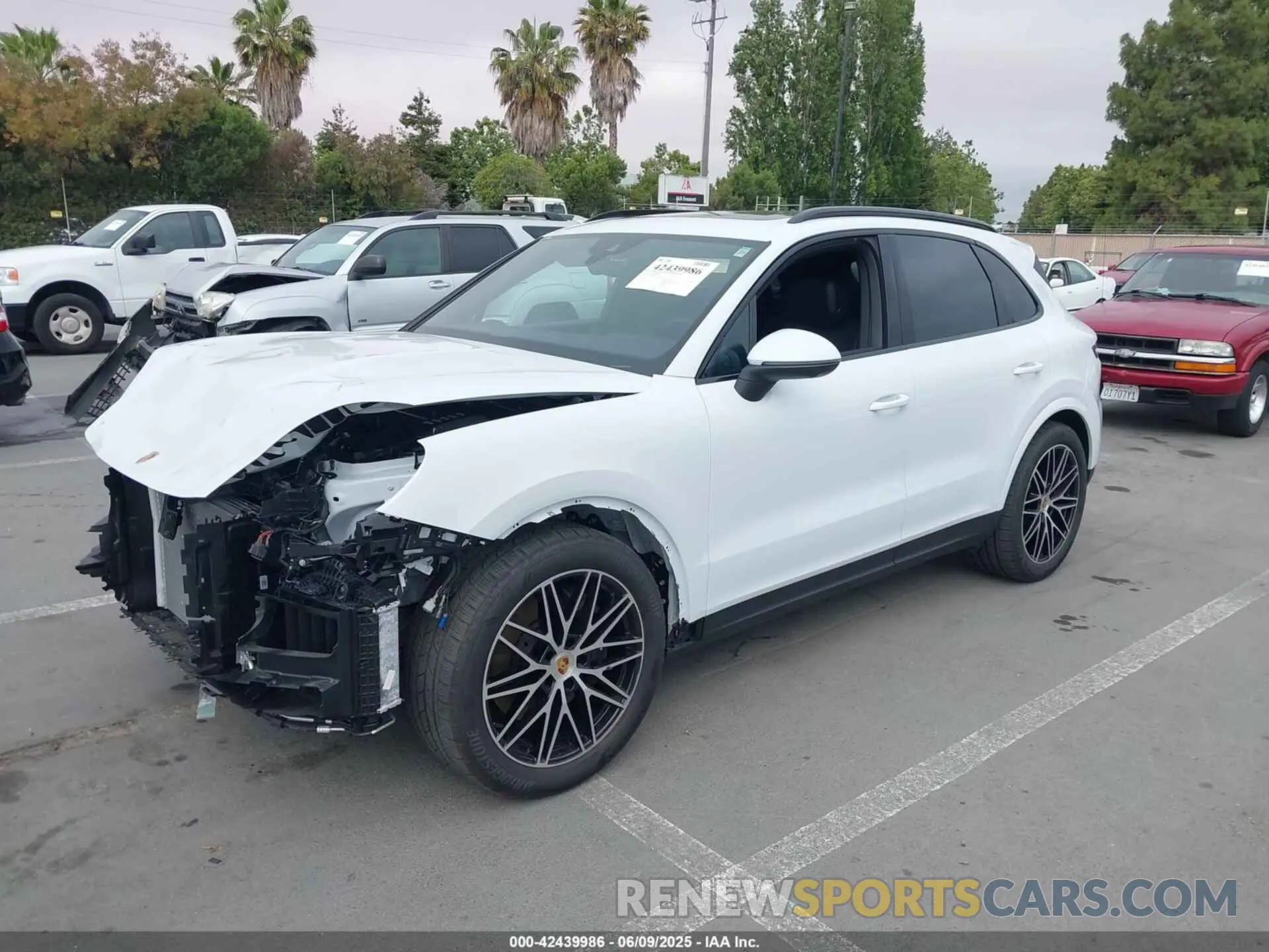 2 Photograph of a damaged car WP1AA2AY6RDA14314 PORSCHE CAYENNE 2024