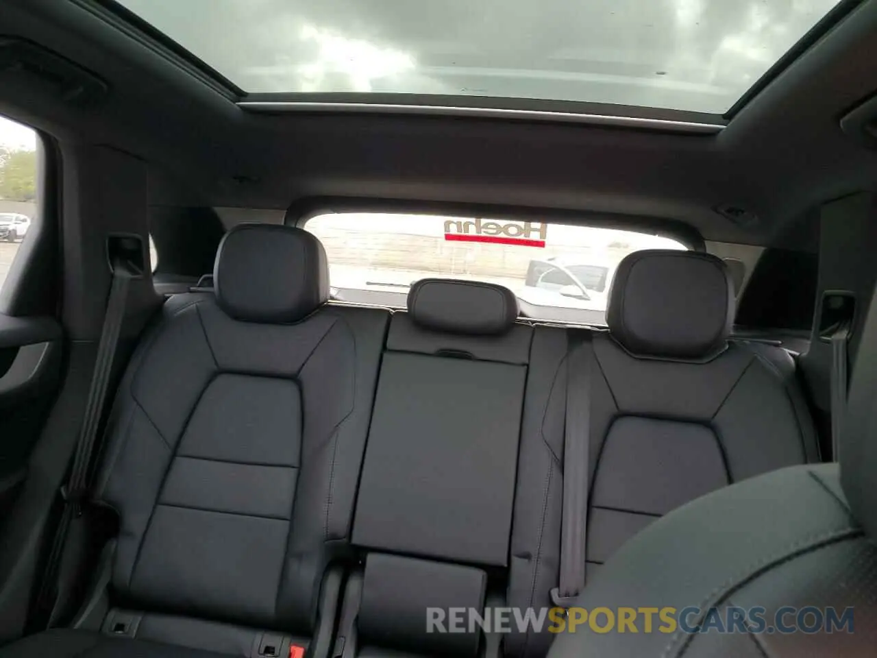10 Photograph of a damaged car WP1AA2AY7RDA10904 PORSCHE CAYENNE 2024
