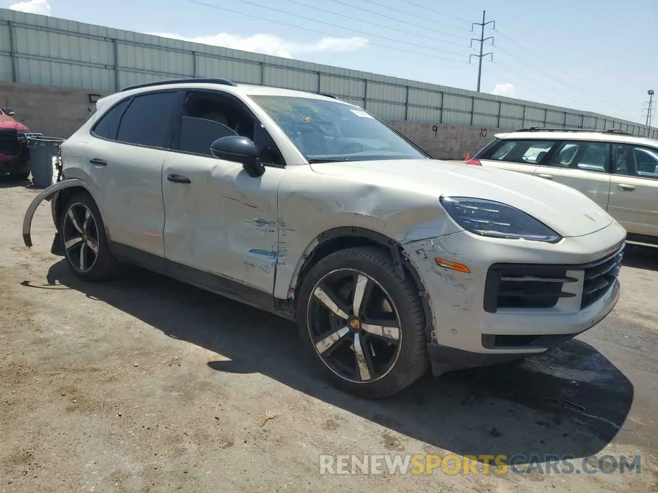 4 Photograph of a damaged car WP1AA2AYXRDA06913 PORSCHE CAYENNE 2024