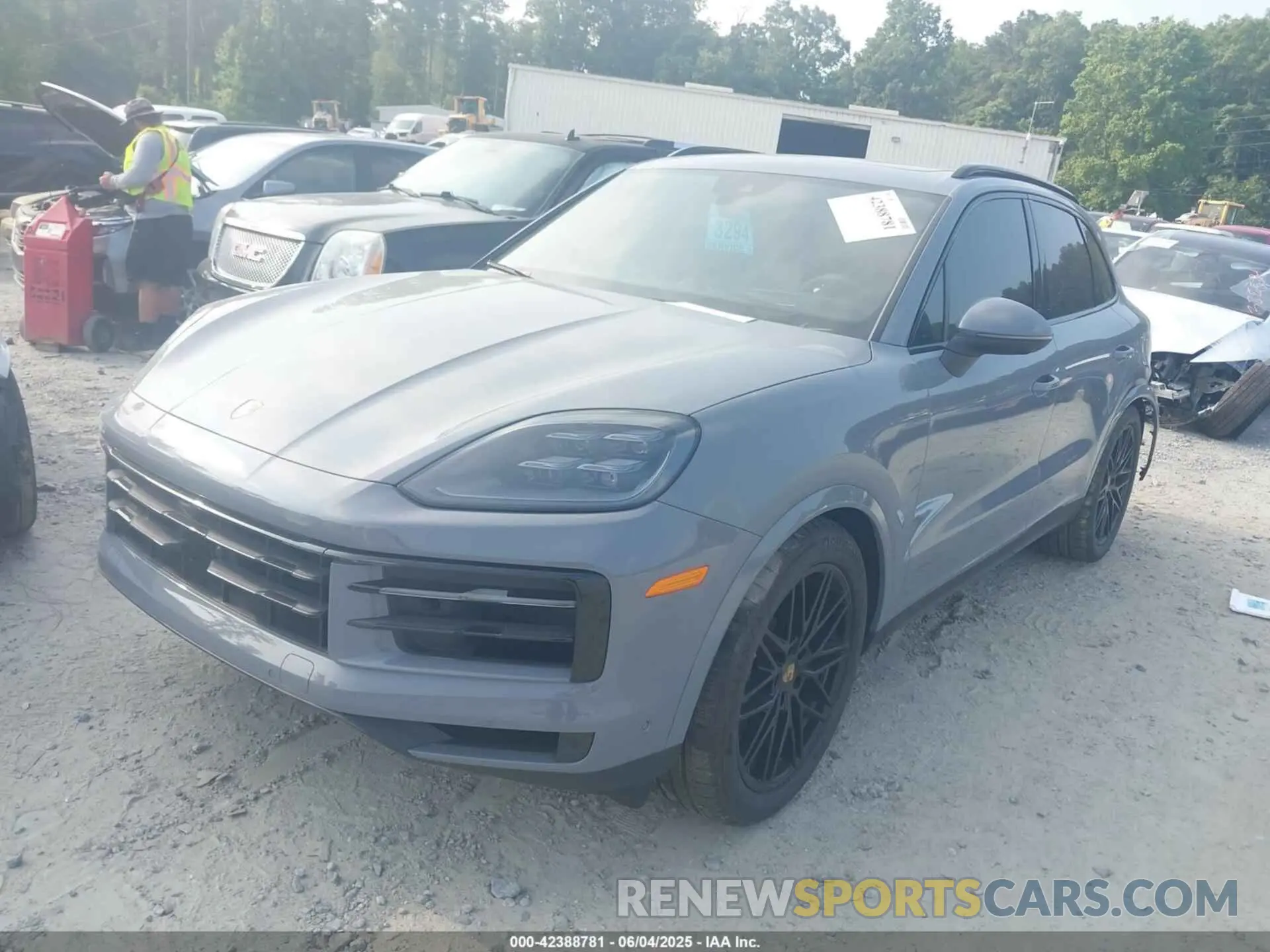 2 Photograph of a damaged car WP1AL2AY0RDA32737 PORSCHE CAYENNE 2024