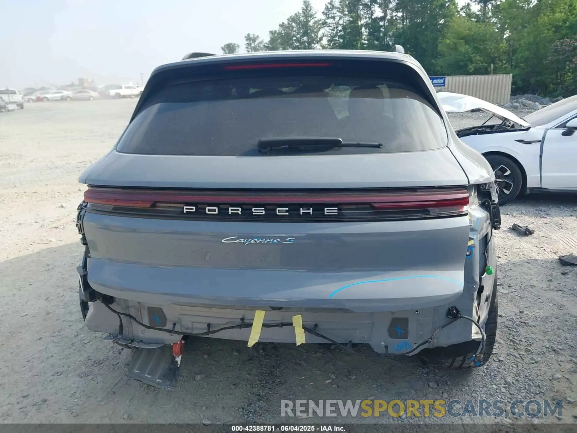 6 Photograph of a damaged car WP1AL2AY0RDA32737 PORSCHE CAYENNE 2024
