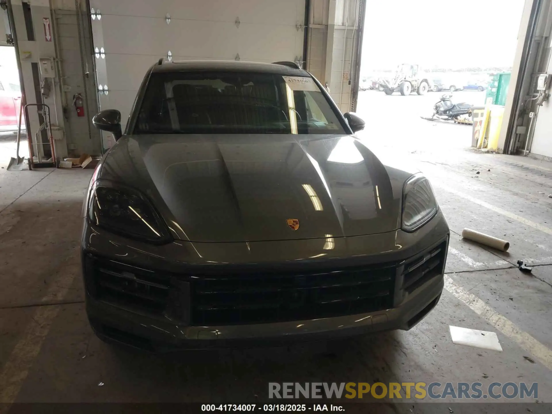 13 Photograph of a damaged car WP1AL2AY1RDA34013 PORSCHE CAYENNE 2024