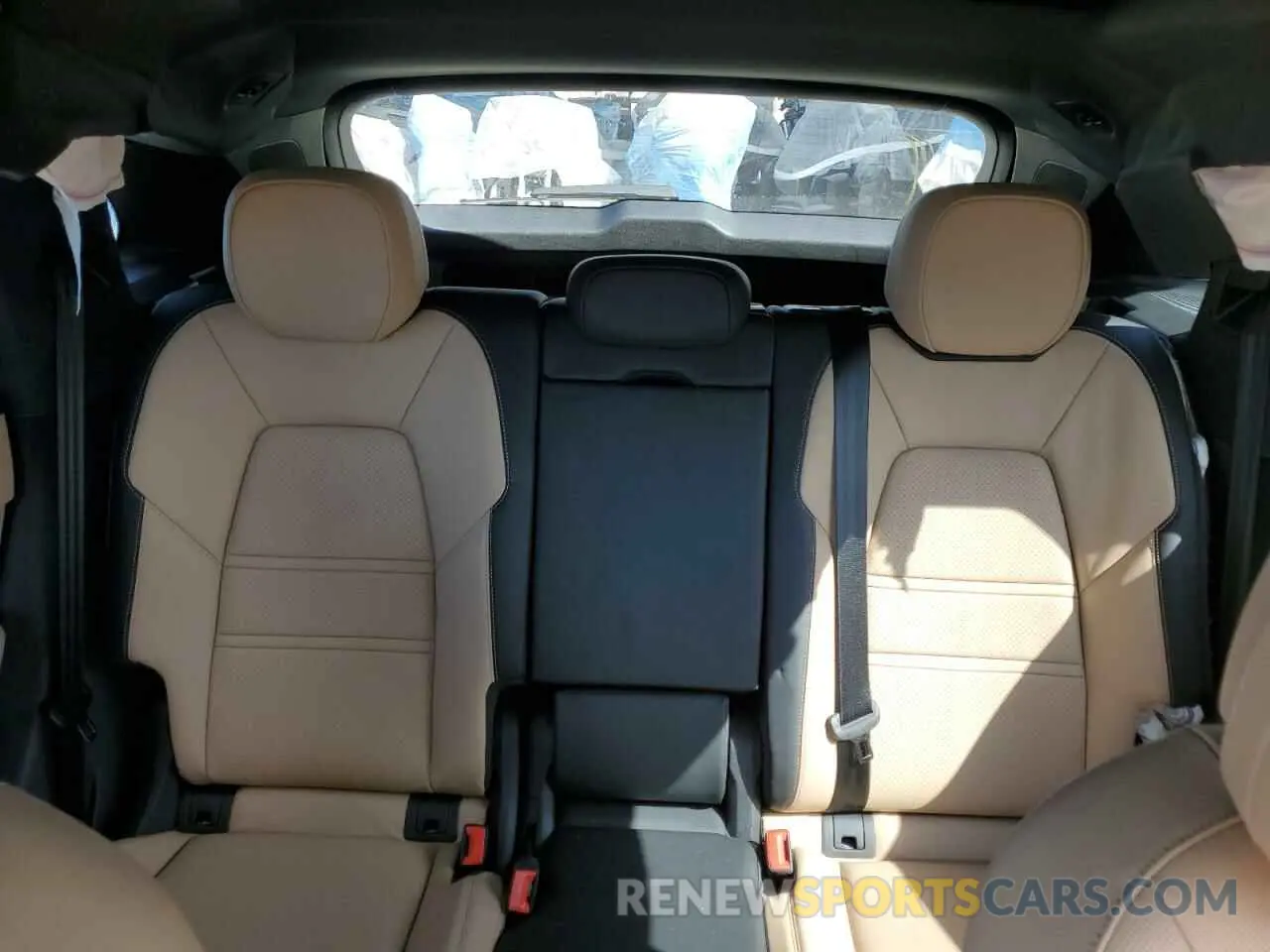 10 Photograph of a damaged car WP1AL2AY1RDA34089 PORSCHE CAYENNE 2024