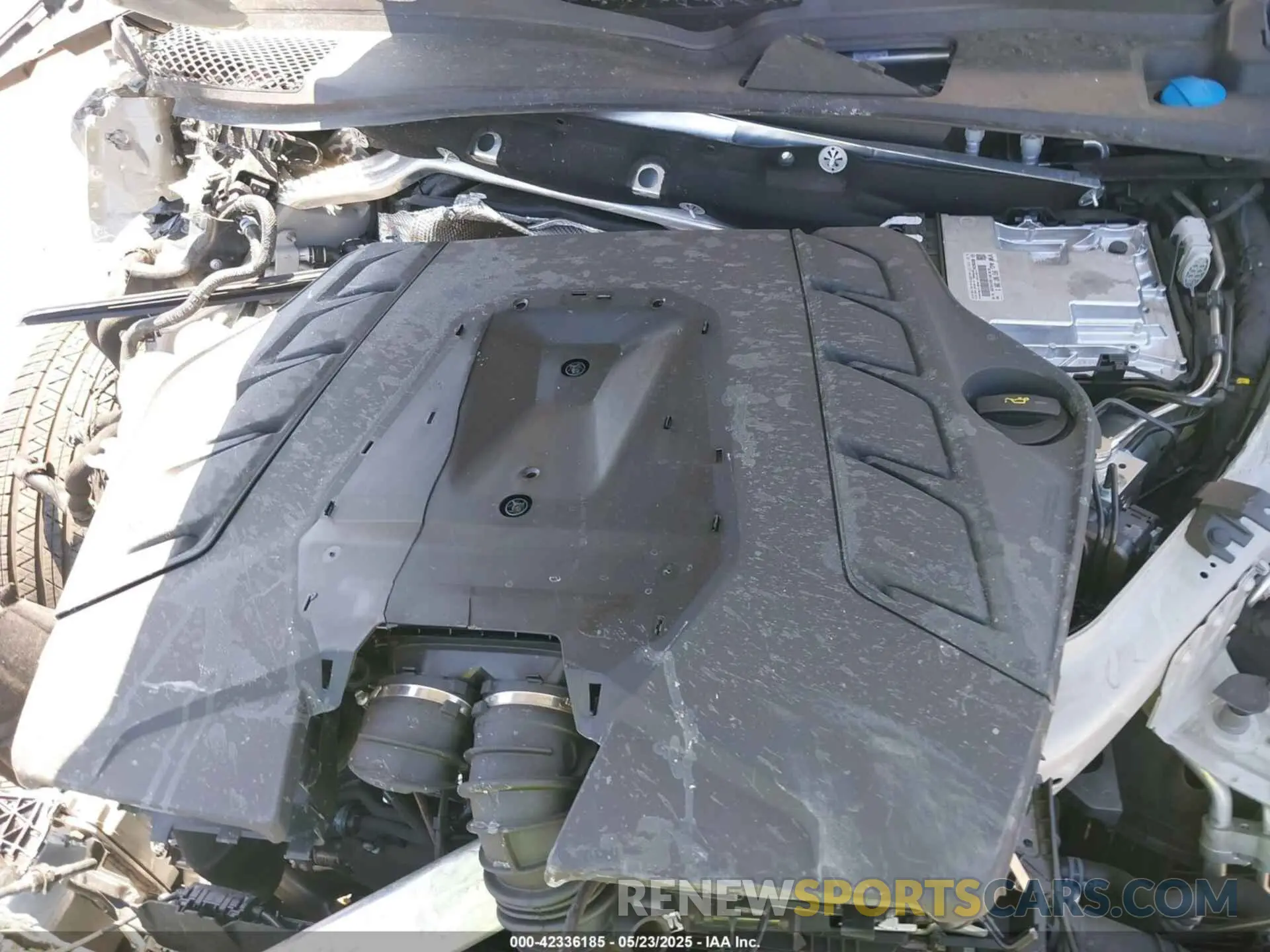 10 Photograph of a damaged car WP1AL2AYXRDA35628 PORSCHE CAYENNE 2024