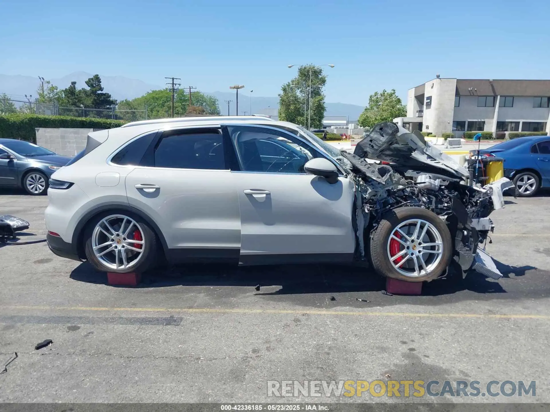 14 Photograph of a damaged car WP1AL2AYXRDA35628 PORSCHE CAYENNE 2024