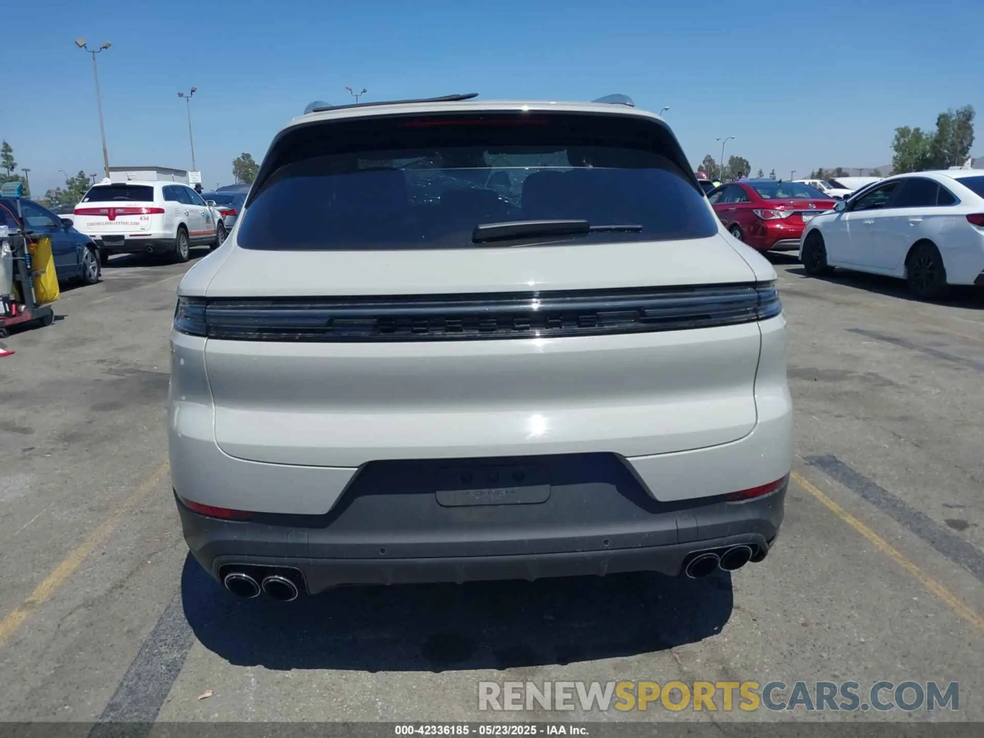 17 Photograph of a damaged car WP1AL2AYXRDA35628 PORSCHE CAYENNE 2024
