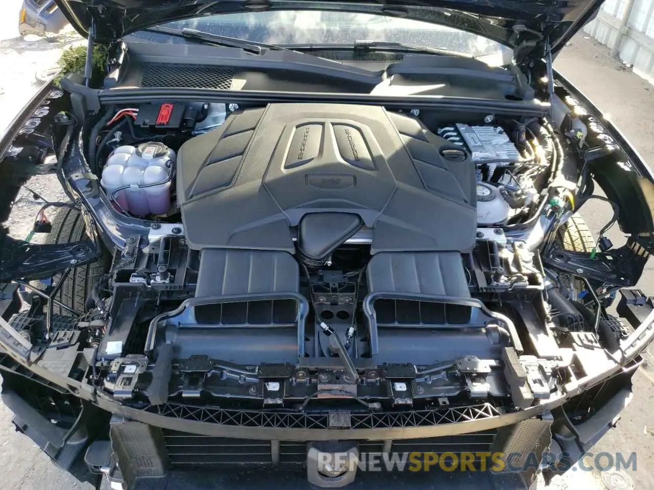 12 Photograph of a damaged car WP1AN2AY9RDA40412 PORSCHE CAYENNE 2024