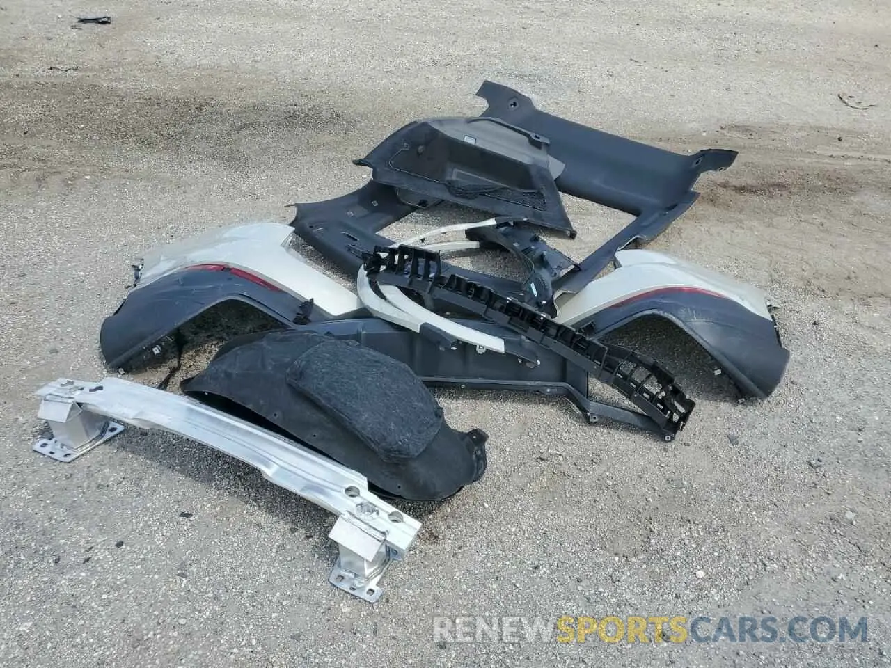 13 Photograph of a damaged car WP1BA2AY1RDA54658 PORSCHE CAYENNE 2024
