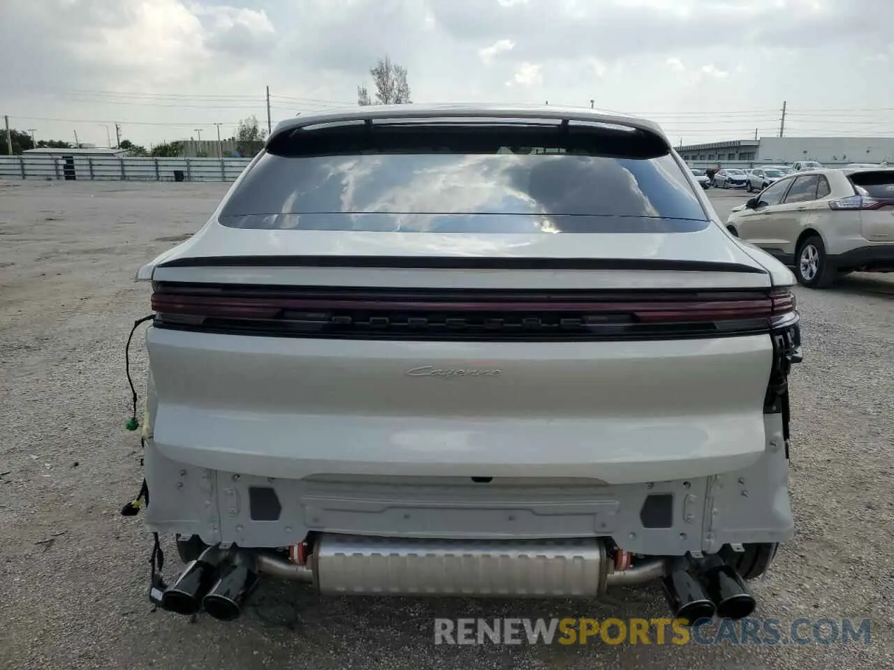 6 Photograph of a damaged car WP1BA2AY1RDA54658 PORSCHE CAYENNE 2024