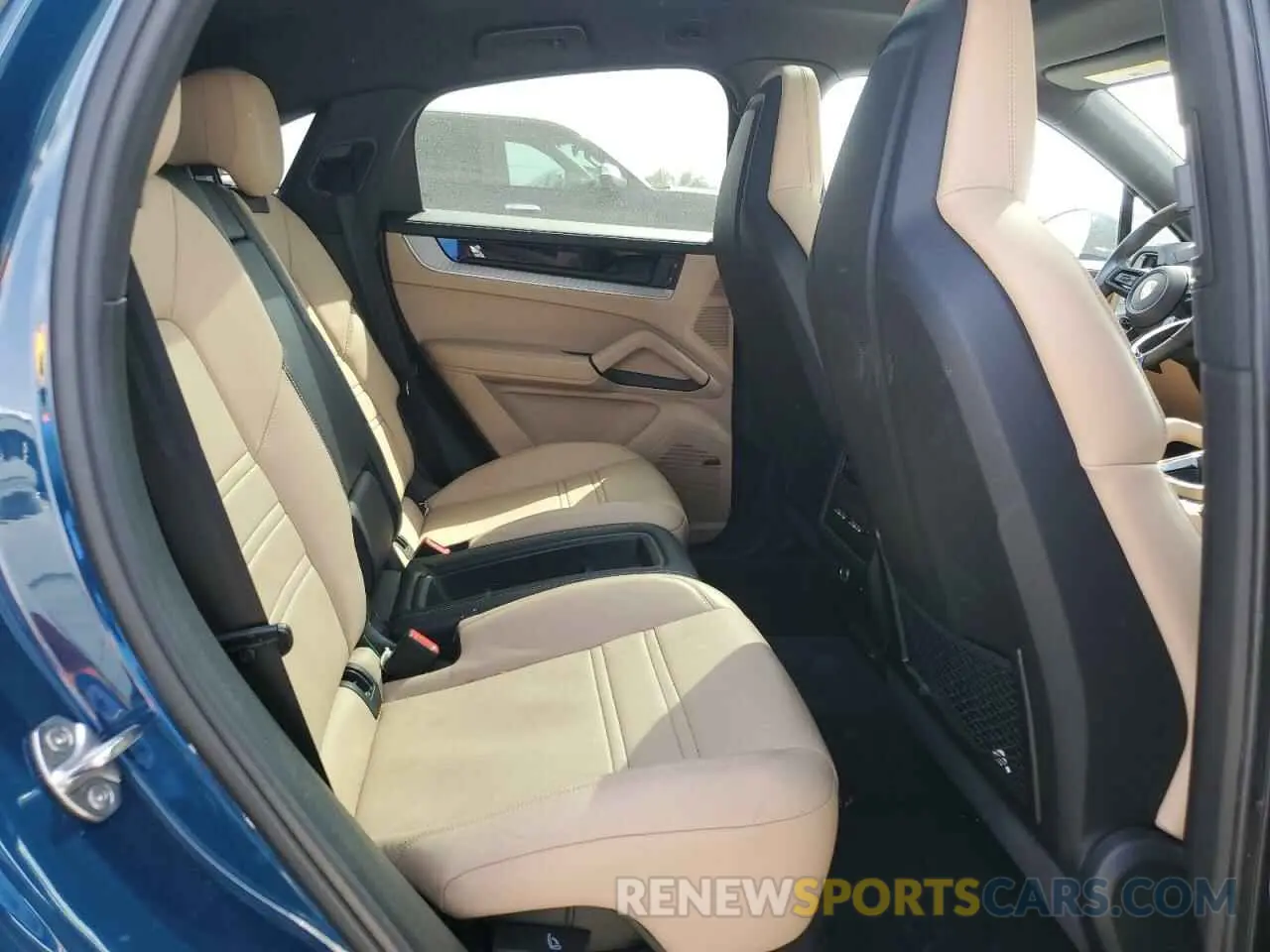 11 Photograph of a damaged car WP1BA2AY7RDA53465 PORSCHE CAYENNE 2024