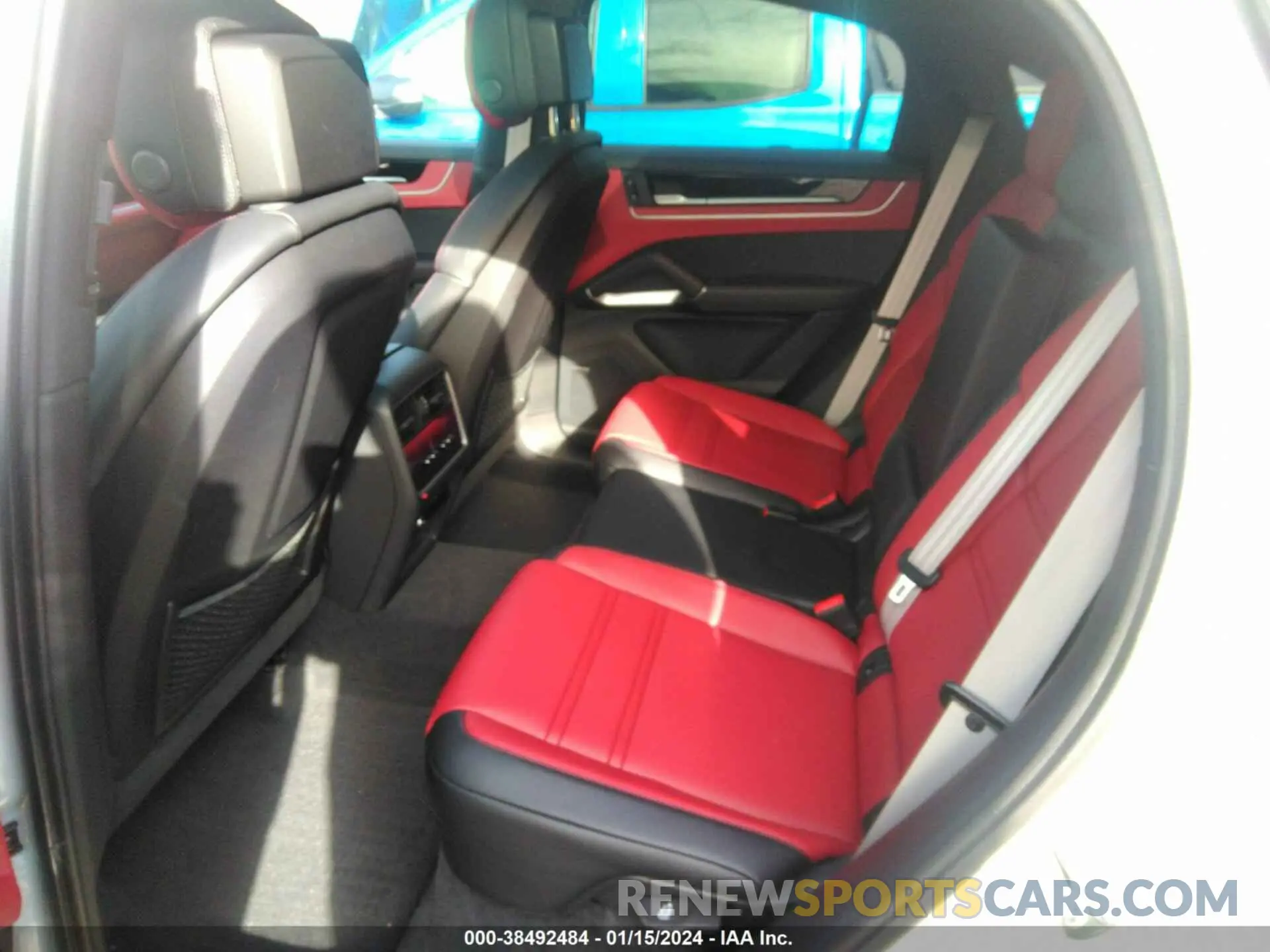 8 Photograph of a damaged car WP1BL2AY7RDA60748 PORSCHE CAYENNE 2024