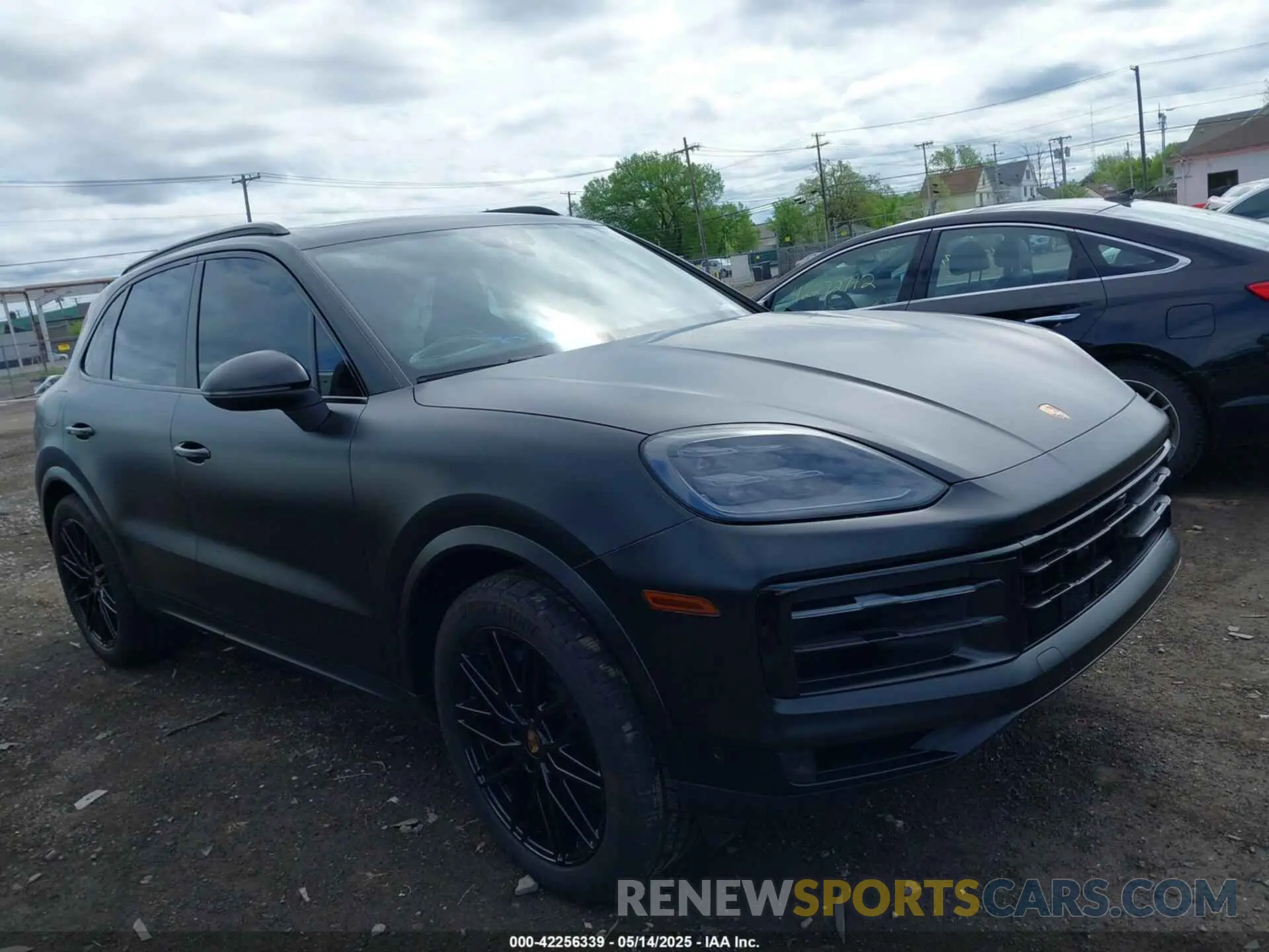 1 Photograph of a damaged car WP1AA2AY1SDA00472 PORSCHE CAYENNE 2025