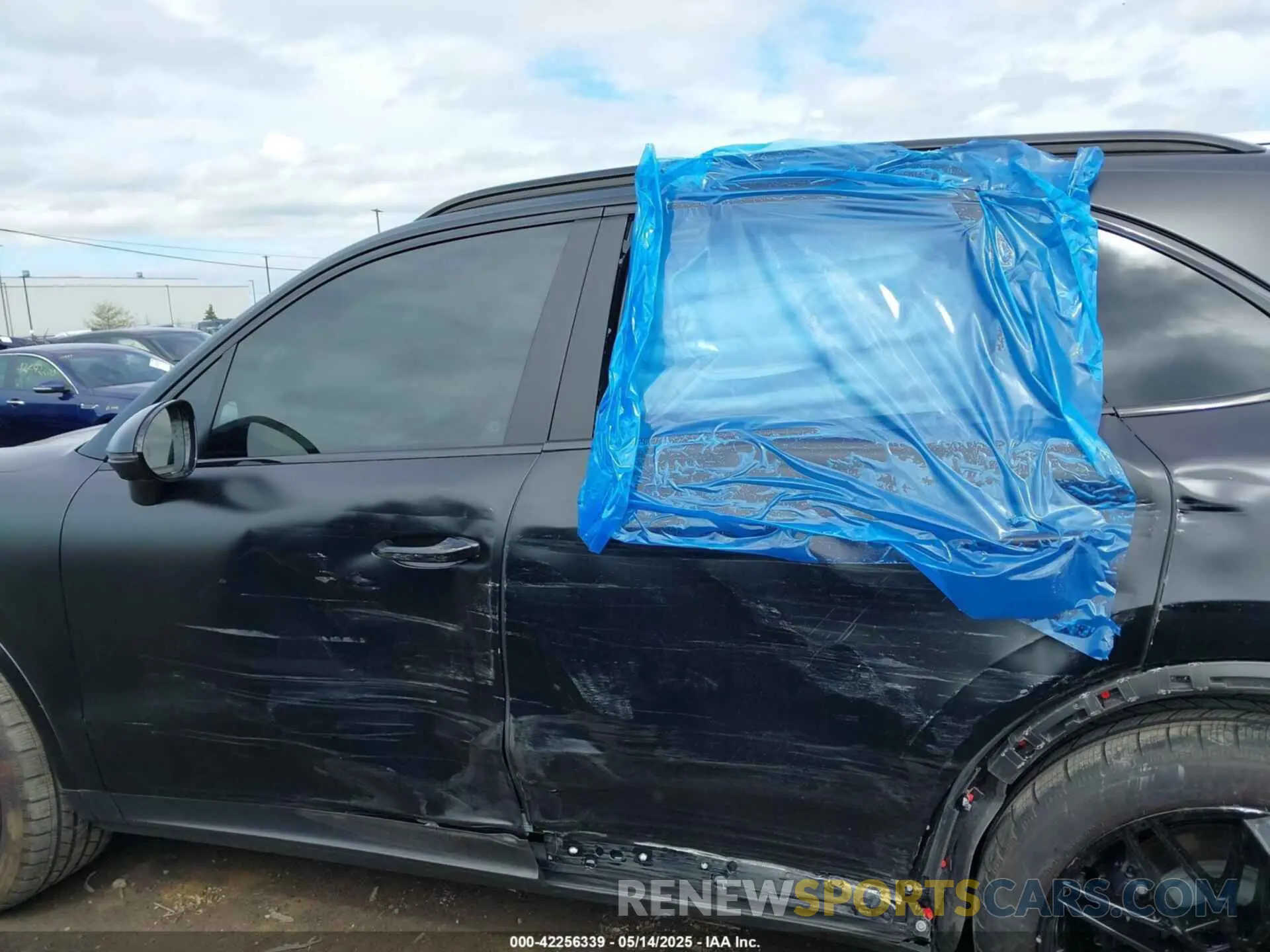 14 Photograph of a damaged car WP1AA2AY1SDA00472 PORSCHE CAYENNE 2025
