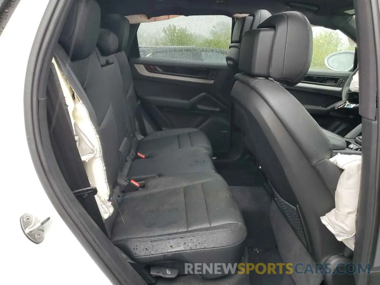 11 Photograph of a damaged car WP1AA2AY5SDA04573 PORSCHE CAYENNE 2025