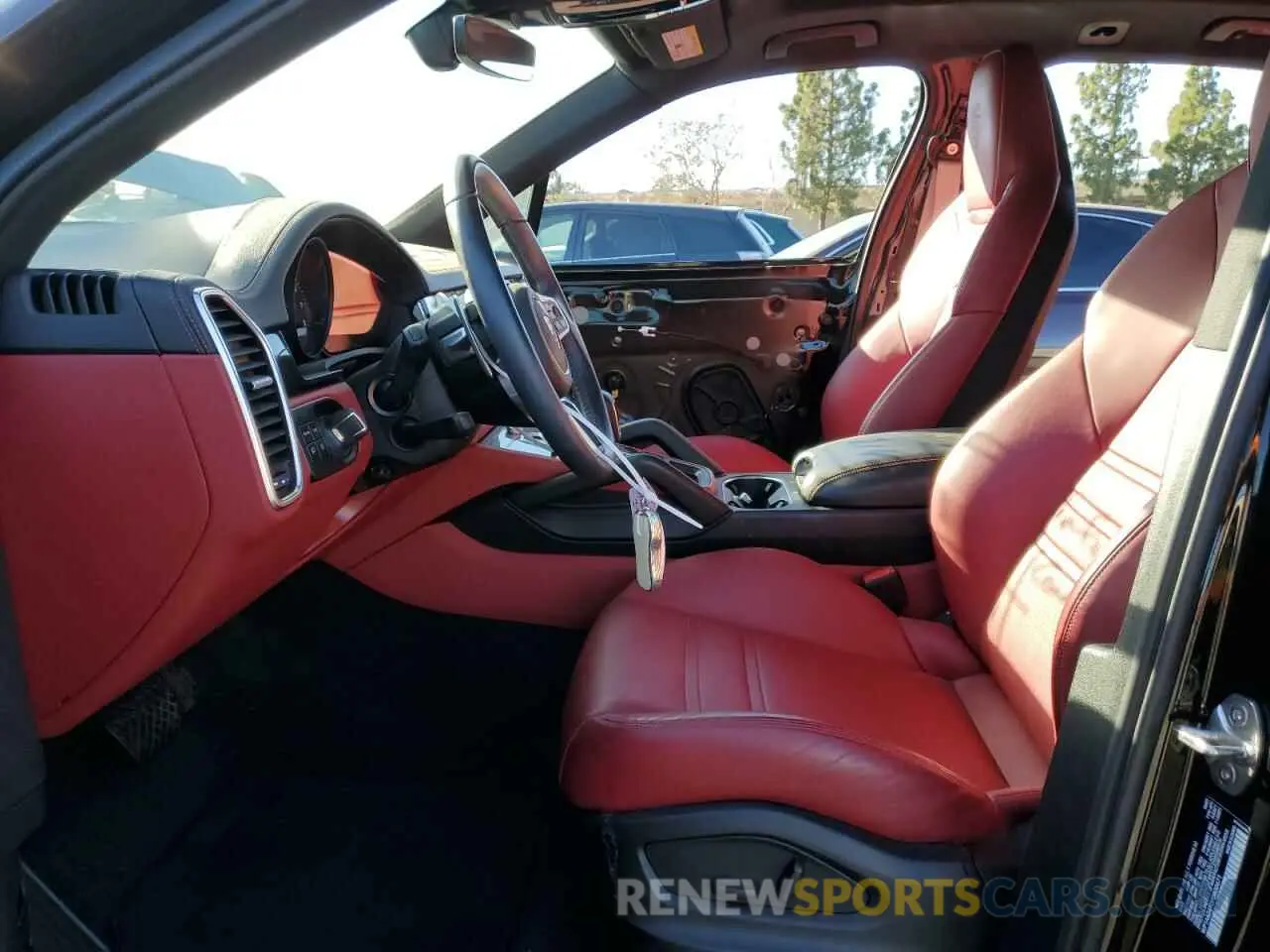 7 Photograph of a damaged car WP1AA2AY0PDA00471 PORSCHE CAYENNE BA 2023