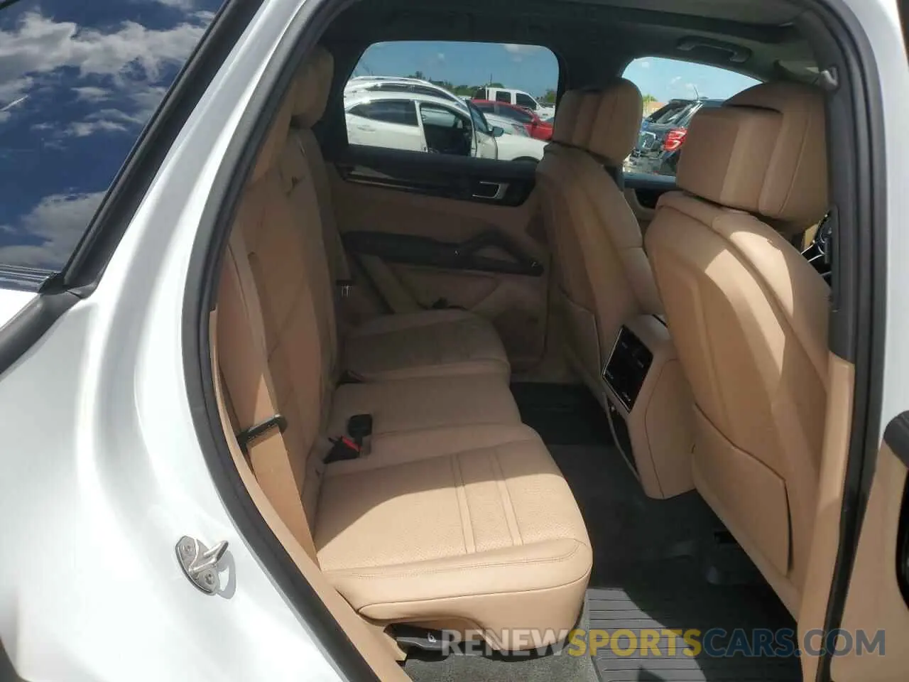 11 Photograph of a damaged car WP1AA2AY0PDA01300 PORSCHE CAYENNE BA 2023