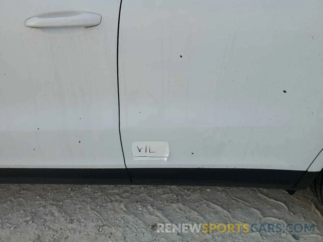 13 Photograph of a damaged car WP1AA2AY2PDA01640 PORSCHE CAYENNE BA 2023