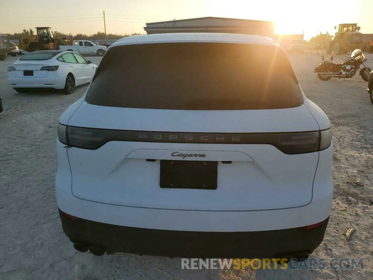 6 Photograph of a damaged car WP1AA2AY2PDA01640 PORSCHE CAYENNE BA 2023