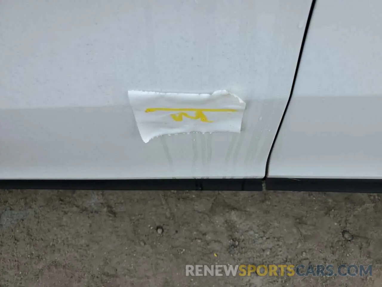13 Photograph of a damaged car WP1AA2AY2PDA10421 PORSCHE CAYENNE BA 2023