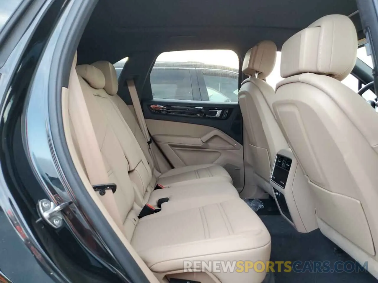 11 Photograph of a damaged car WP1AA2AYXPDA05158 PORSCHE CAYENNE BA 2023