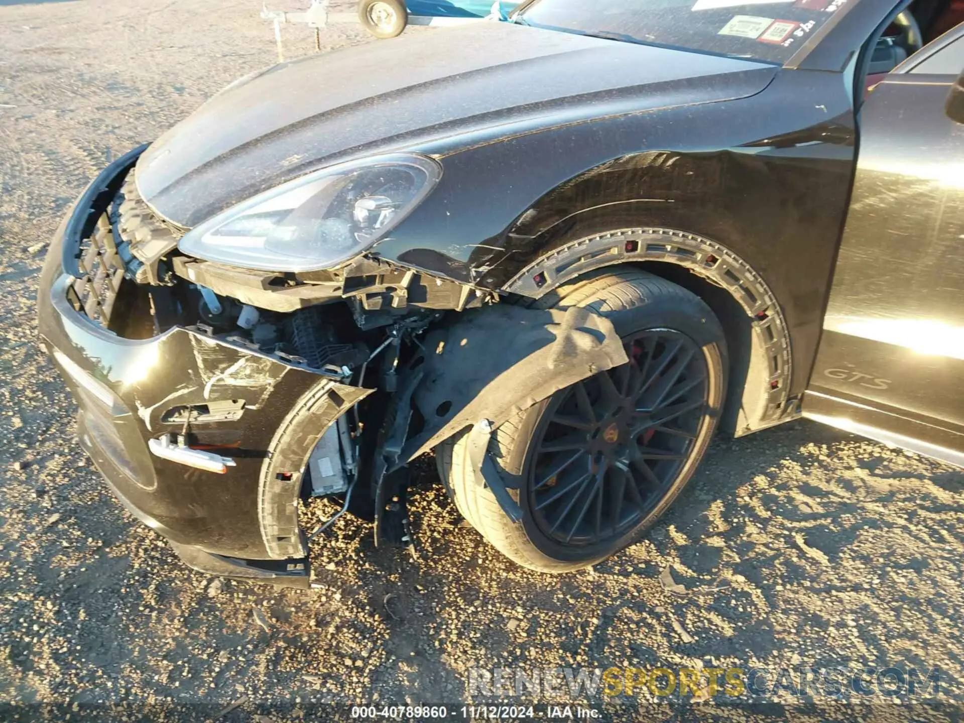 17 Photograph of a damaged car WP1BG2AY9MDA49702 PORSCHE CAYENNE COUPE 2021