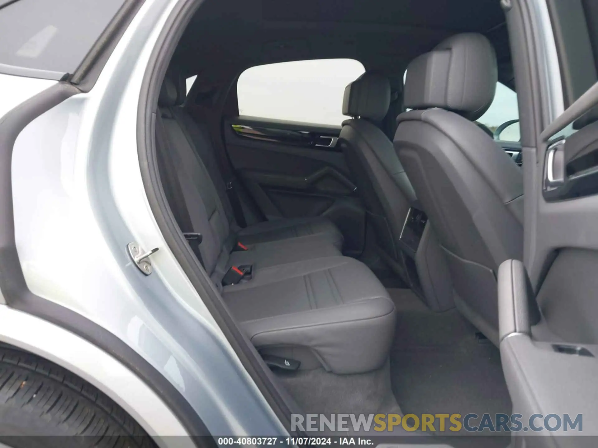 8 Photograph of a damaged car WP1BA2AY4NDA47827 PORSCHE CAYENNE COUPE 2022