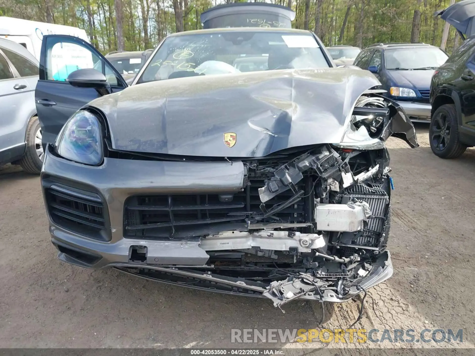 12 Photograph of a damaged car WP1BG2AY6NDA55863 PORSCHE CAYENNE COUPE 2022