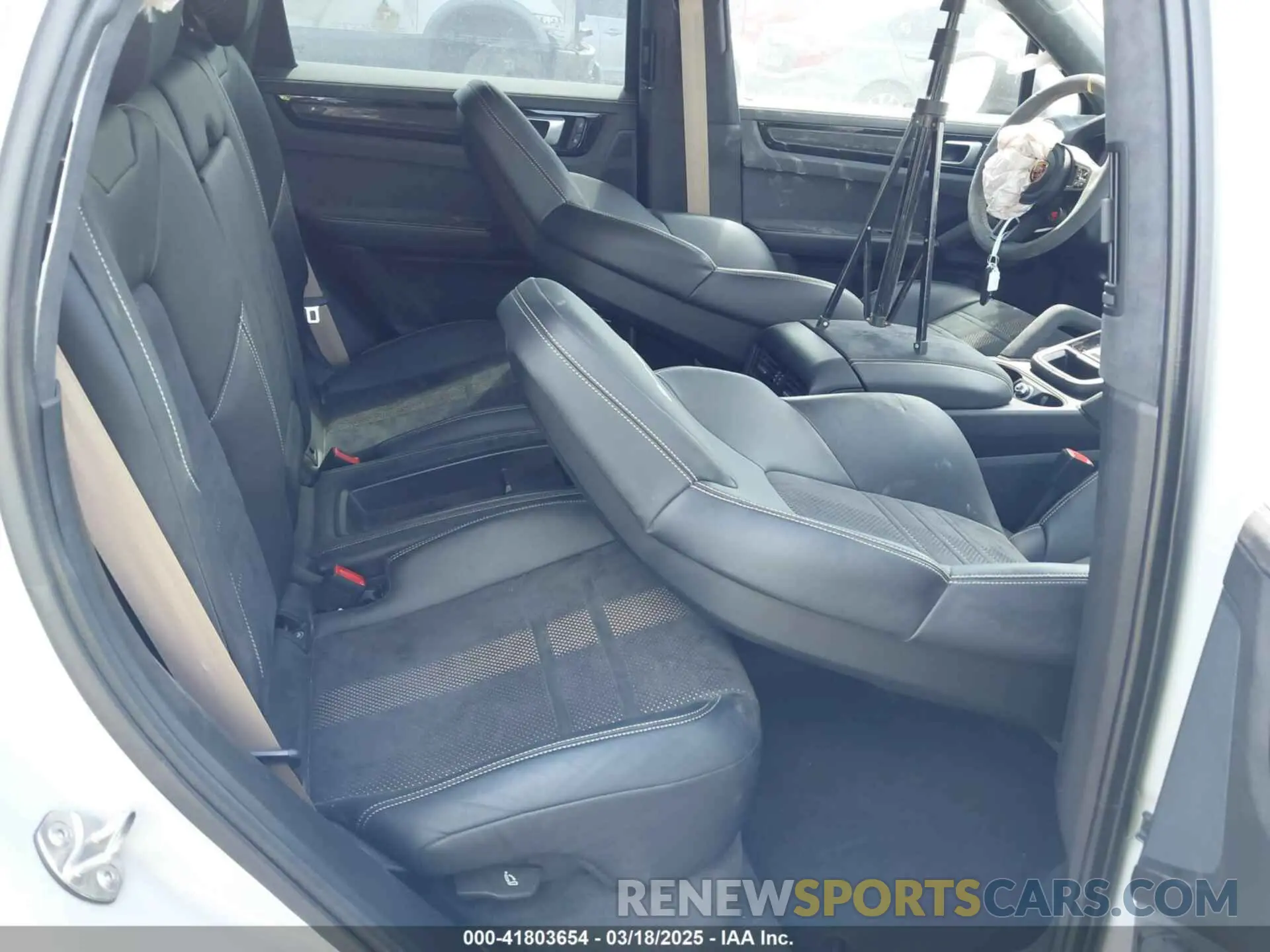 8 Photograph of a damaged car WP1BK2AY4NDA60106 PORSCHE CAYENNE COUPE 2022