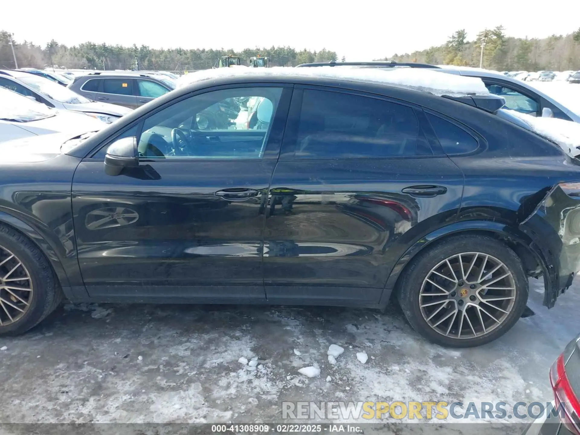 14 Photograph of a damaged car WP1BA2AY9PDA24093 PORSCHE CAYENNE COUPE 2023