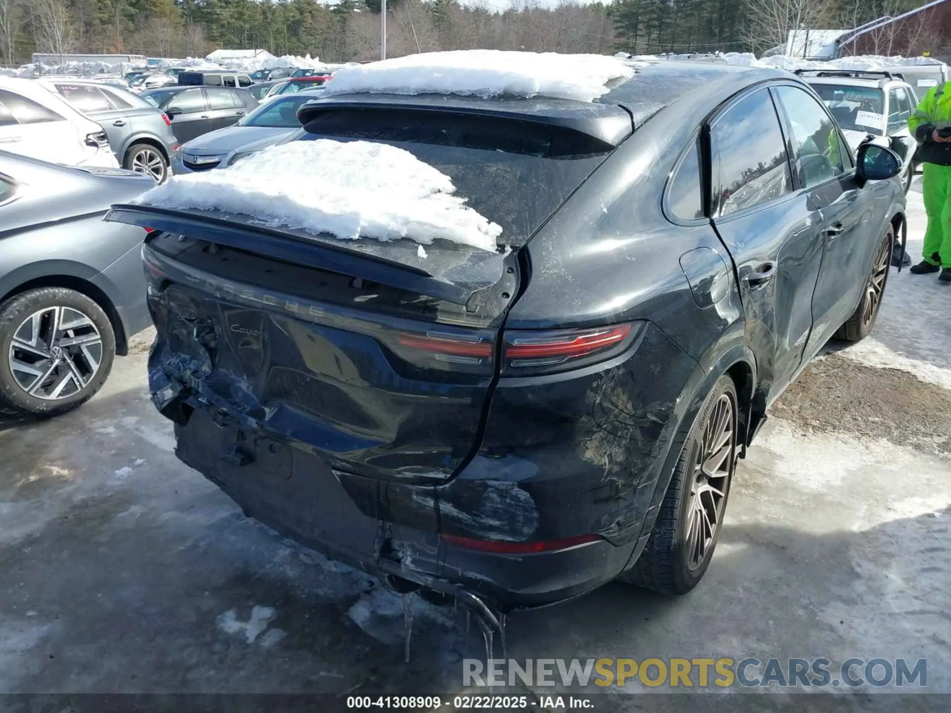 4 Photograph of a damaged car WP1BA2AY9PDA24093 PORSCHE CAYENNE COUPE 2023