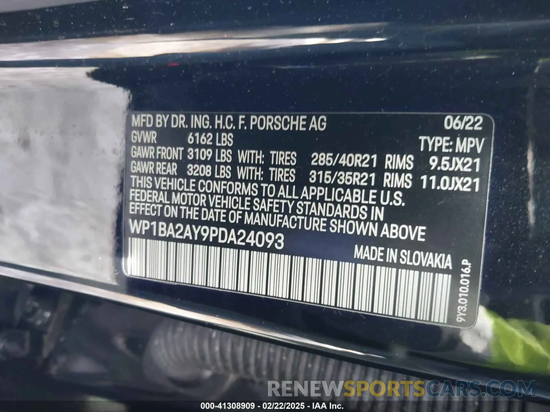 9 Photograph of a damaged car WP1BA2AY9PDA24093 PORSCHE CAYENNE COUPE 2023