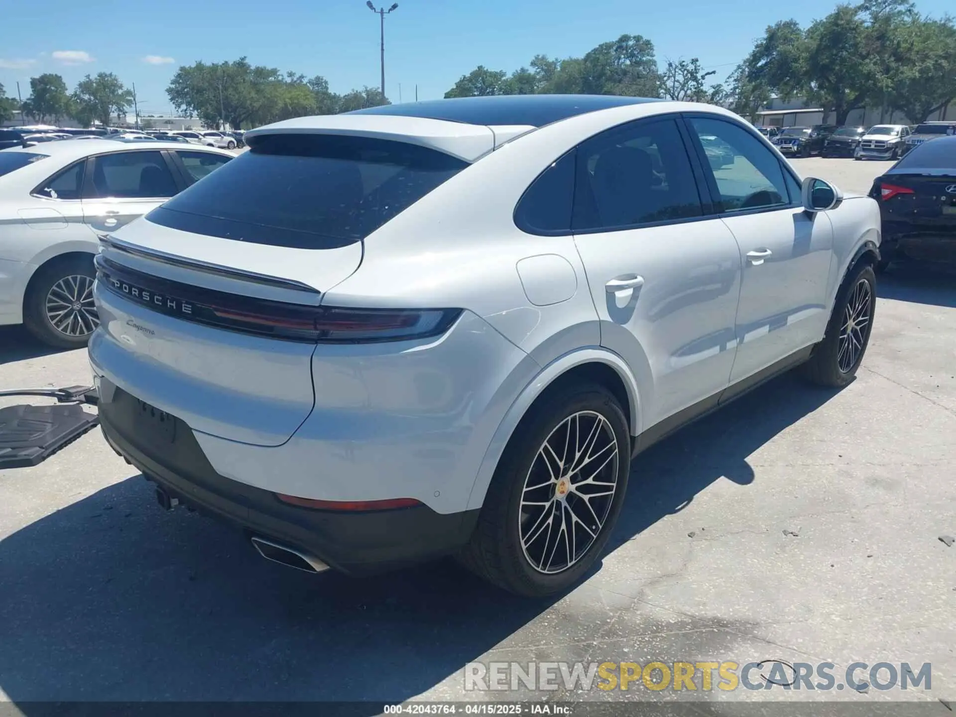 4 Photograph of a damaged car WP1BA2AY3RDA49140 PORSCHE CAYENNE COUPE 2024