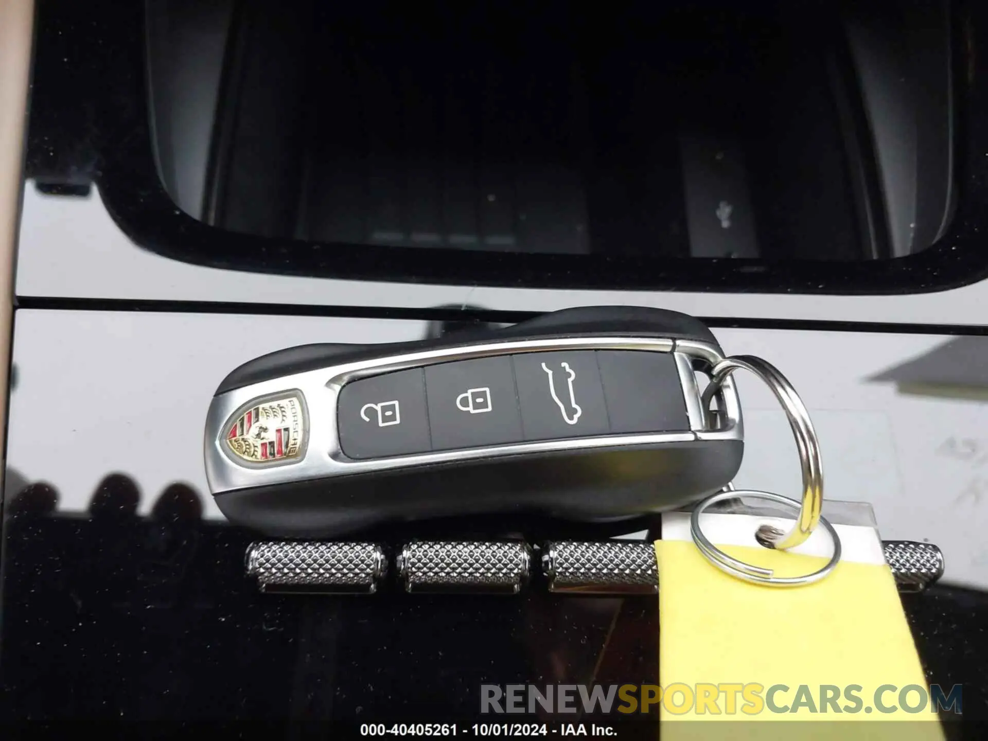 11 Photograph of a damaged car WP1BA2AY8RDA53524 PORSCHE CAYENNE COUPE 2024