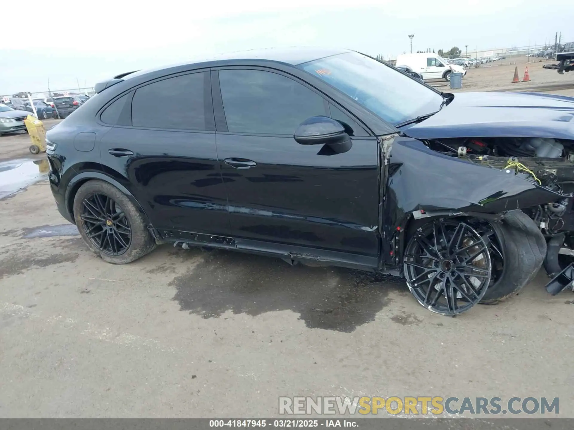 13 Photograph of a damaged car WP1BA2AY9RDA49496 PORSCHE CAYENNE COUPE 2024