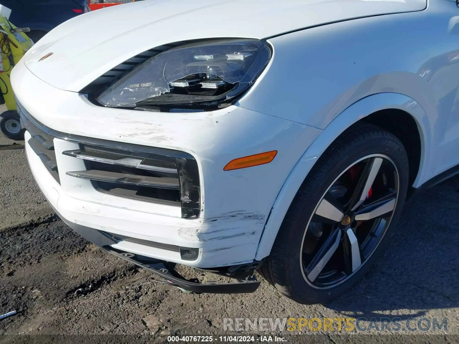 17 Photograph of a damaged car WP1BL2AY9RDA60881 PORSCHE CAYENNE COUPE 2024