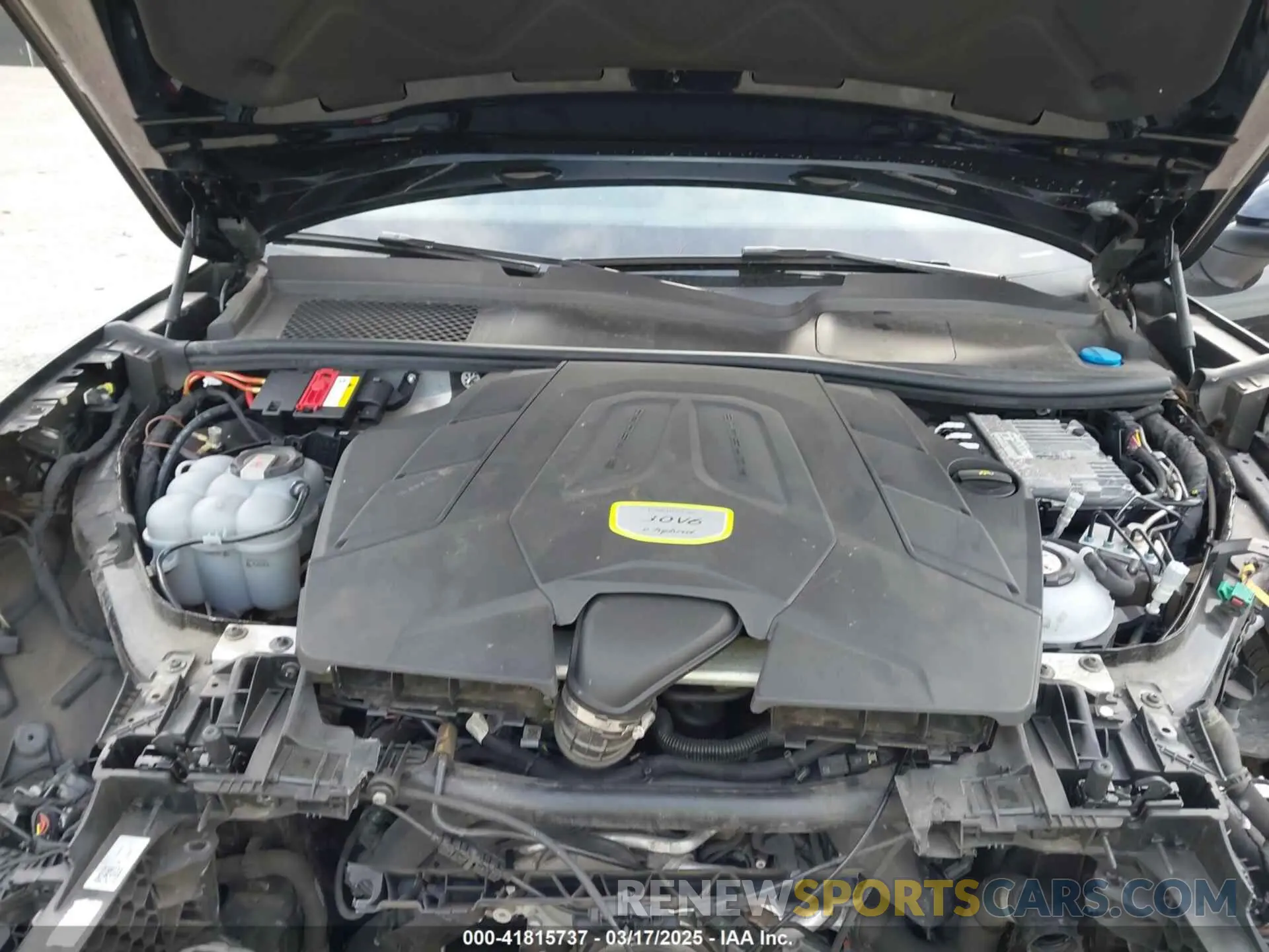 10 Photograph of a damaged car WP1AE2AYXMDA24566 PORSCHE CAYENNE E-HYBRID 2021