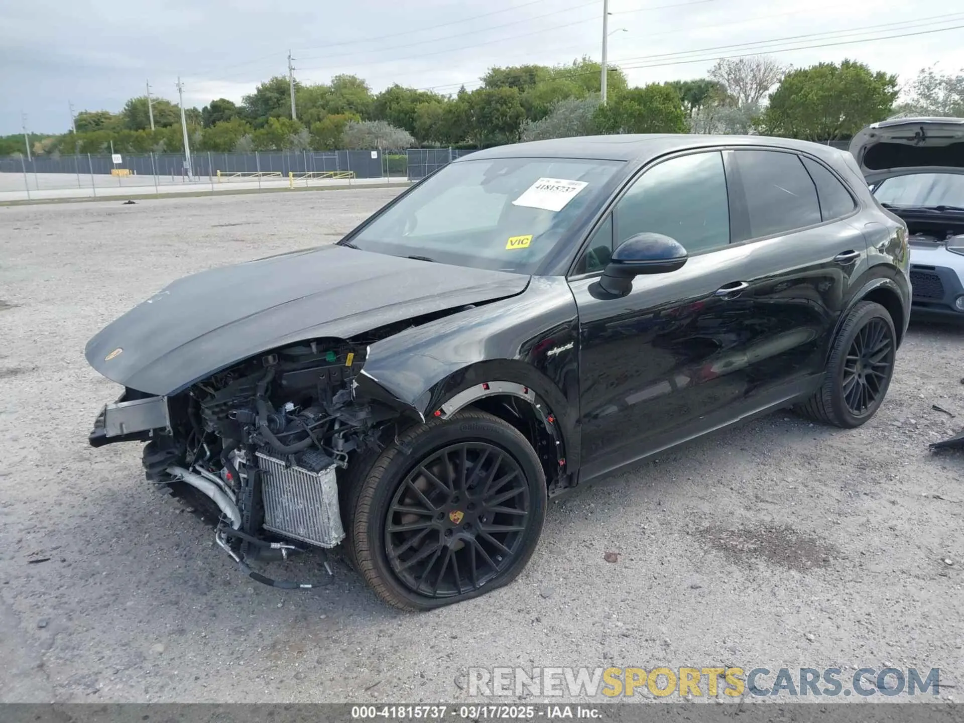 2 Photograph of a damaged car WP1AE2AYXMDA24566 PORSCHE CAYENNE E-HYBRID 2021