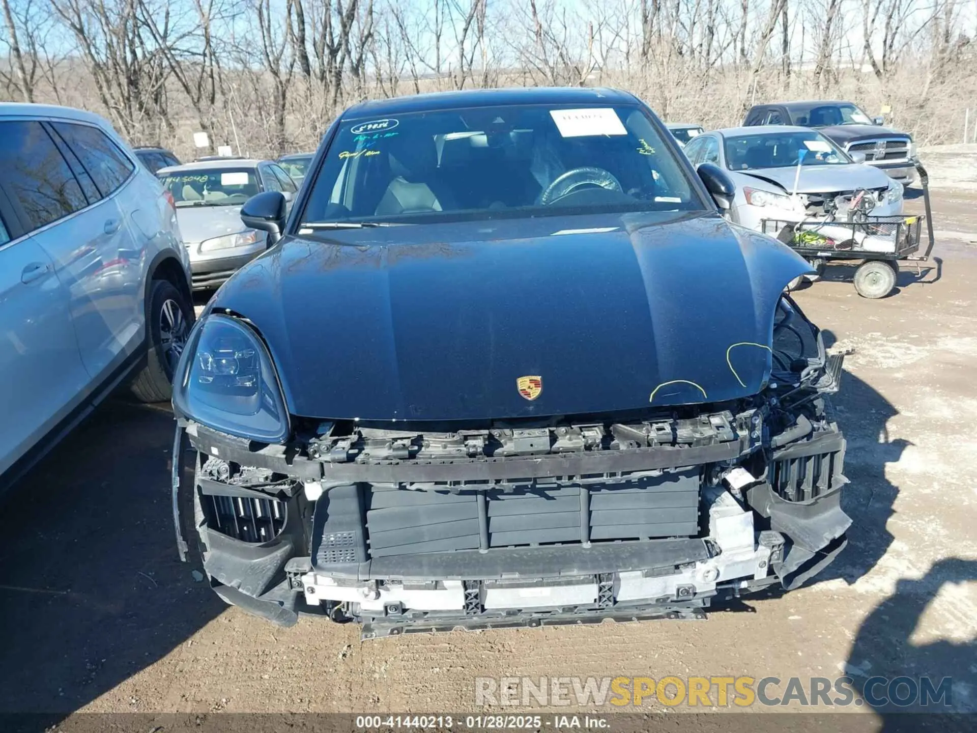17 Photograph of a damaged car WP1AE2AY2NDA26748 PORSCHE CAYENNE E-HYBRID 2022