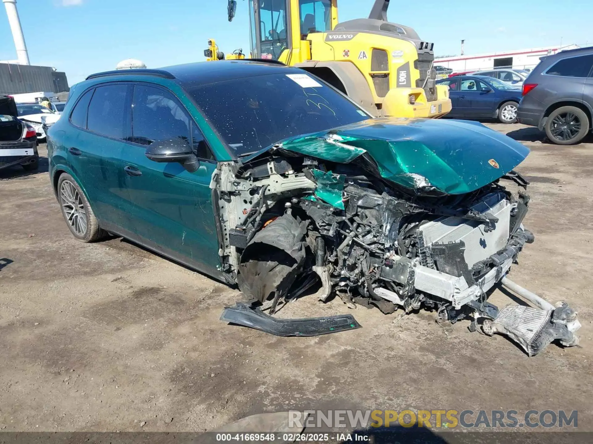1 Photograph of a damaged car WP1AE2AY7NDA26826 PORSCHE CAYENNE E-HYBRID 2022