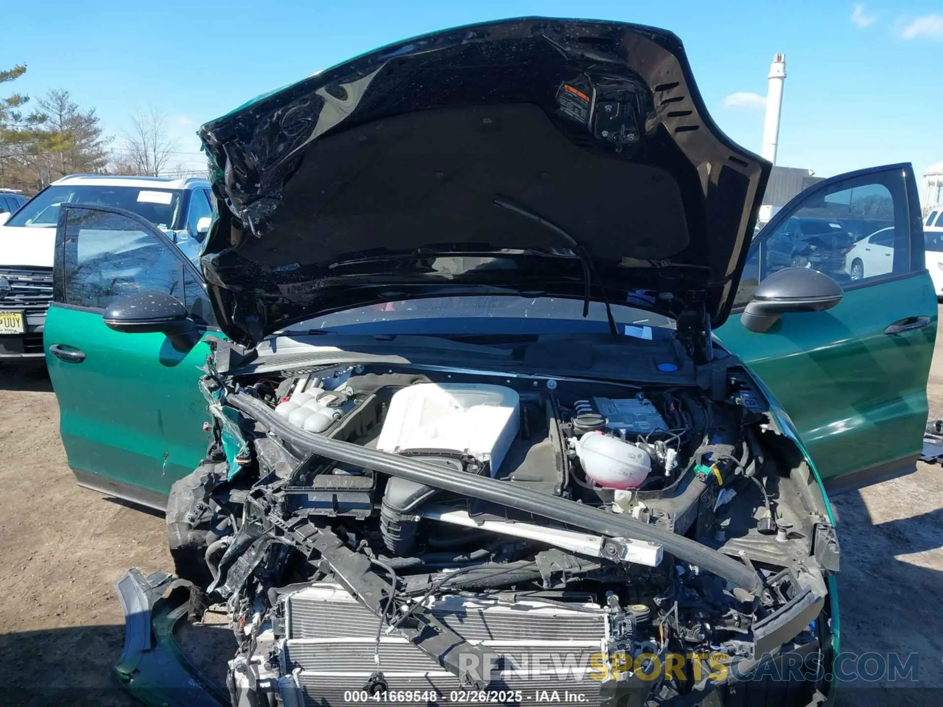 10 Photograph of a damaged car WP1AE2AY7NDA26826 PORSCHE CAYENNE E-HYBRID 2022