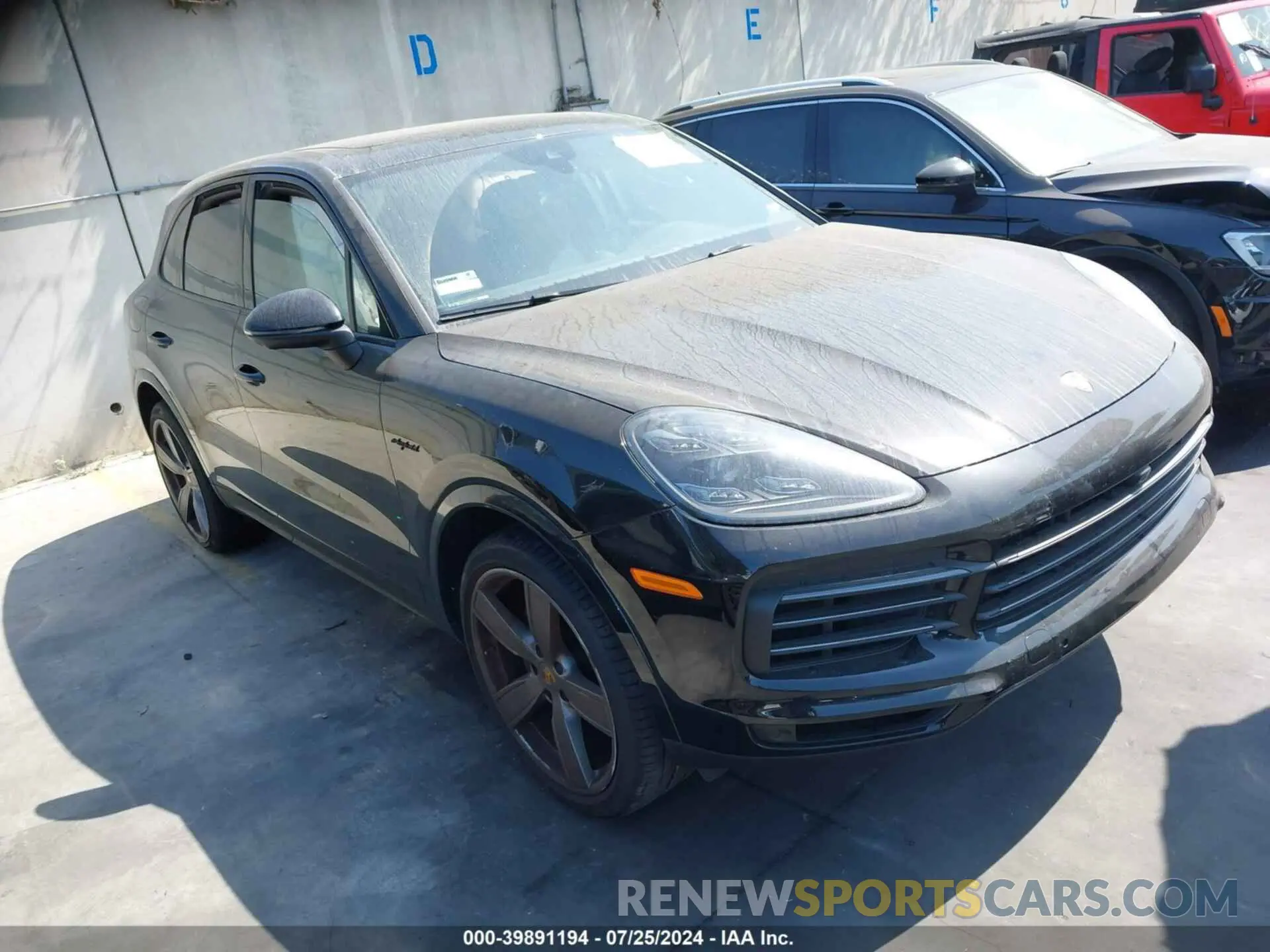 1 Photograph of a damaged car WP1AE2AY1PDA12570 PORSCHE CAYENNE E-HYBRID 2023