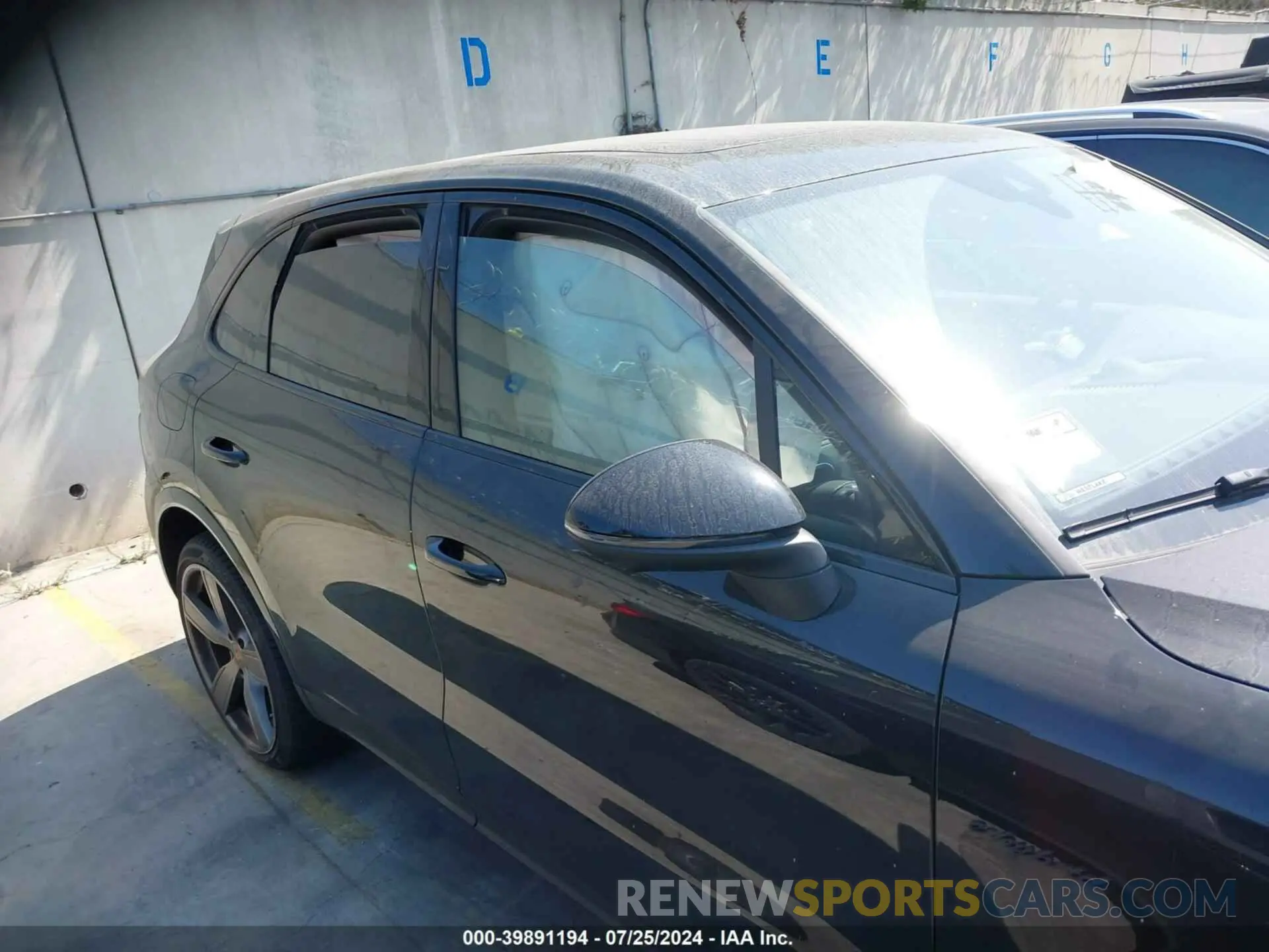 14 Photograph of a damaged car WP1AE2AY1PDA12570 PORSCHE CAYENNE E-HYBRID 2023