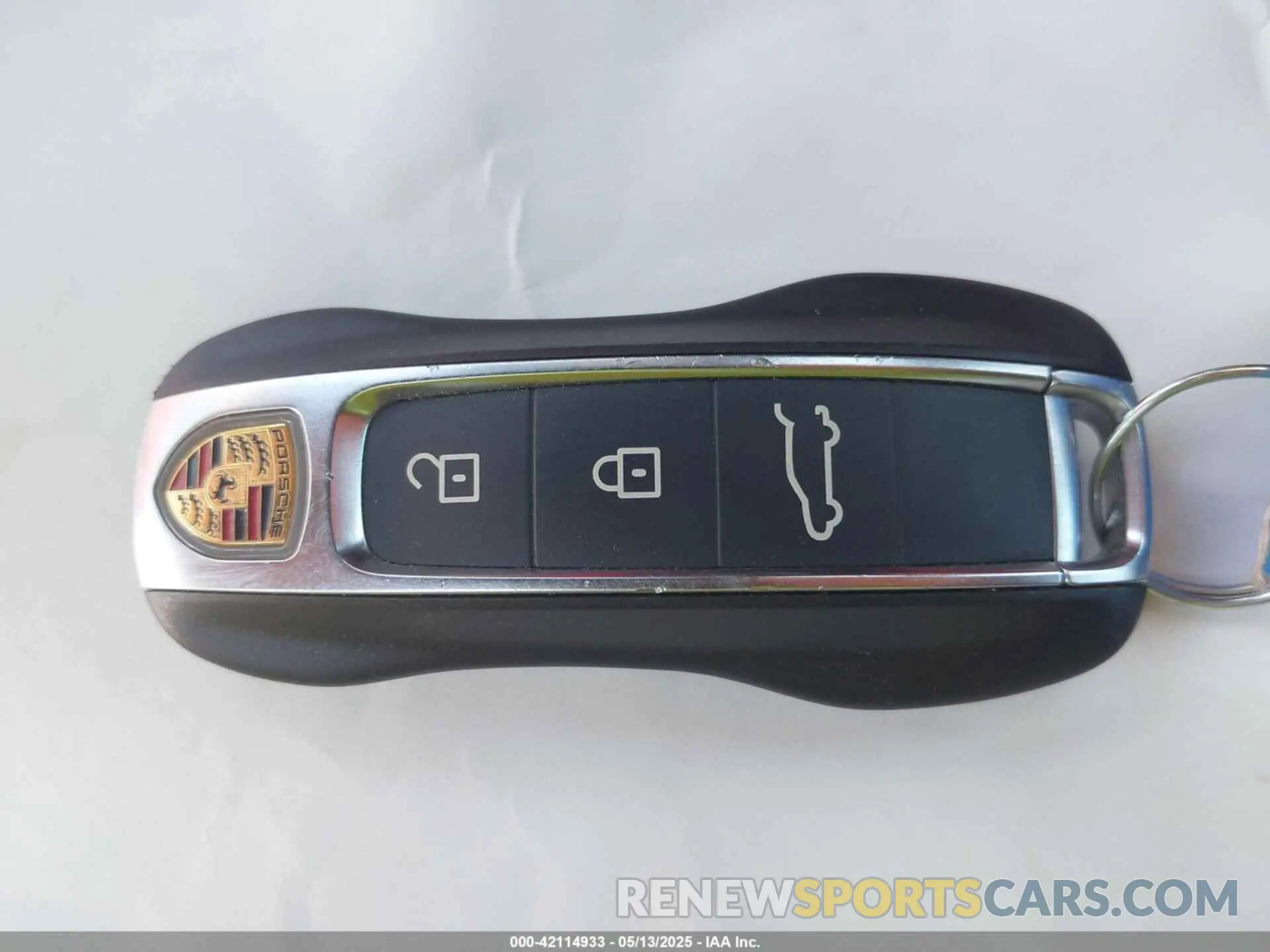 11 Photograph of a damaged car WP1BH2AY9LDA68083 PORSCHE CAYENNE E-HYBRID COUPE 2020