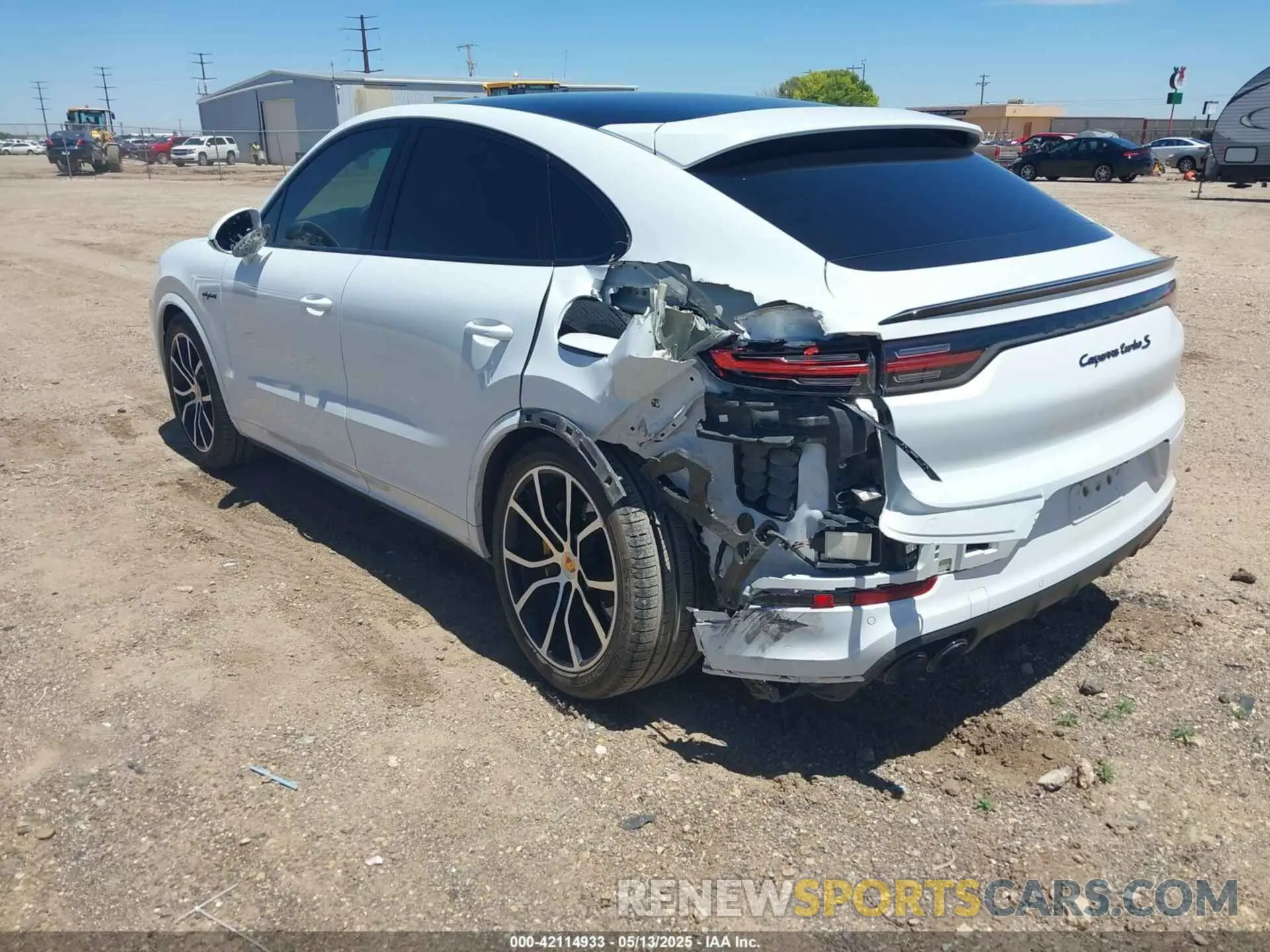 3 Photograph of a damaged car WP1BH2AY9LDA68083 PORSCHE CAYENNE E-HYBRID COUPE 2020