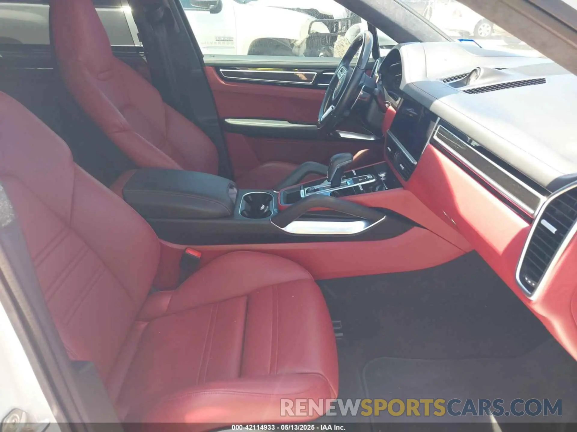 5 Photograph of a damaged car WP1BH2AY9LDA68083 PORSCHE CAYENNE E-HYBRID COUPE 2020