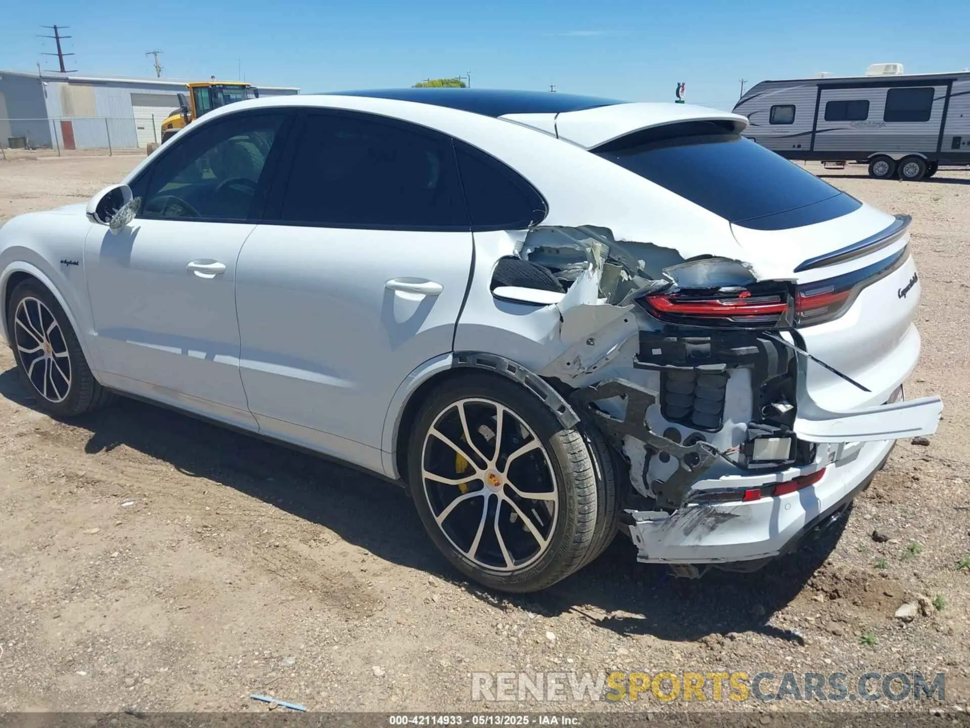 6 Photograph of a damaged car WP1BH2AY9LDA68083 PORSCHE CAYENNE E-HYBRID COUPE 2020