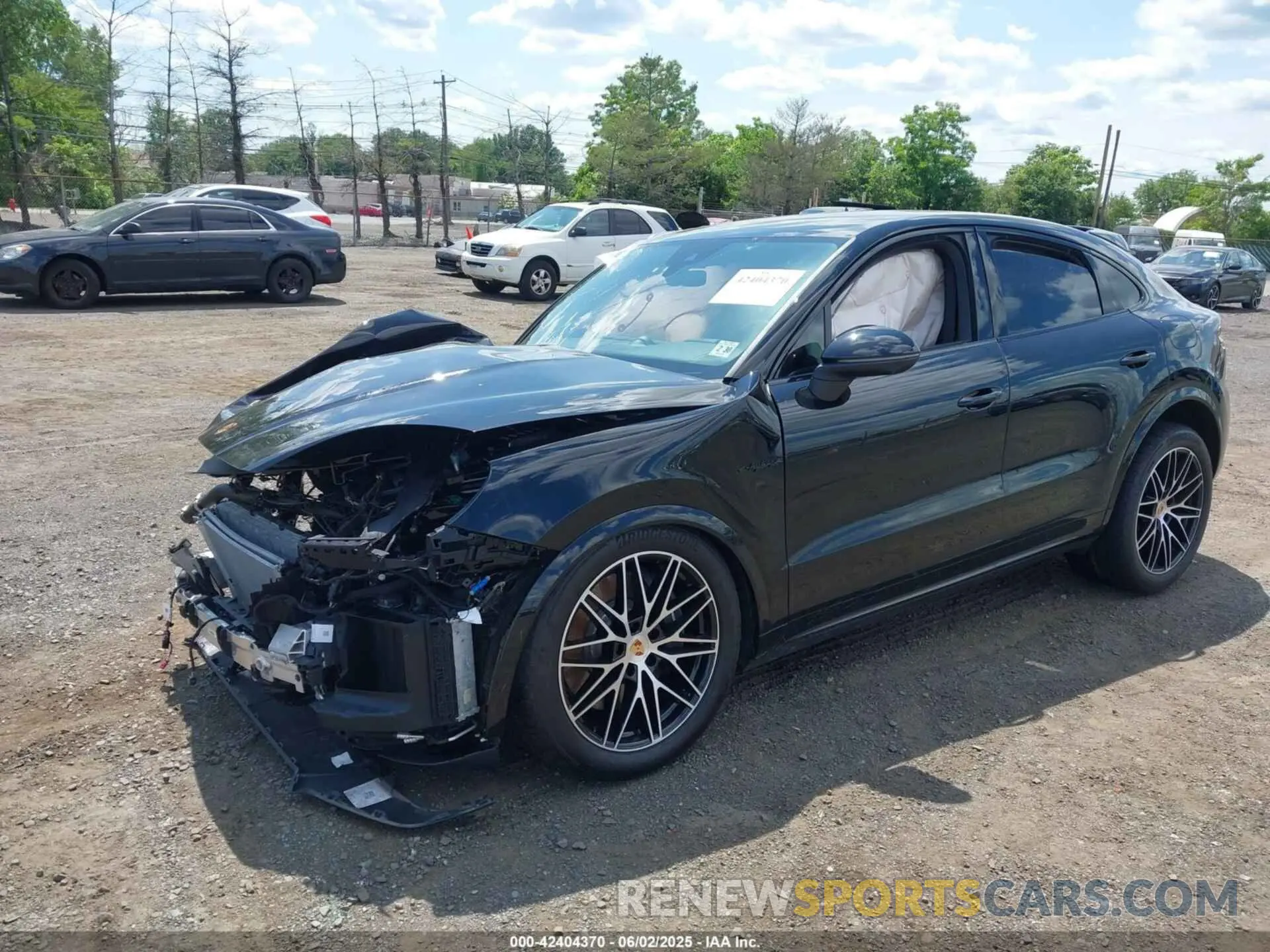 2 Photograph of a damaged car WP1BE2AY0SDA37327 PORSCHE CAYENNE E-HYBRID COUPE 2025