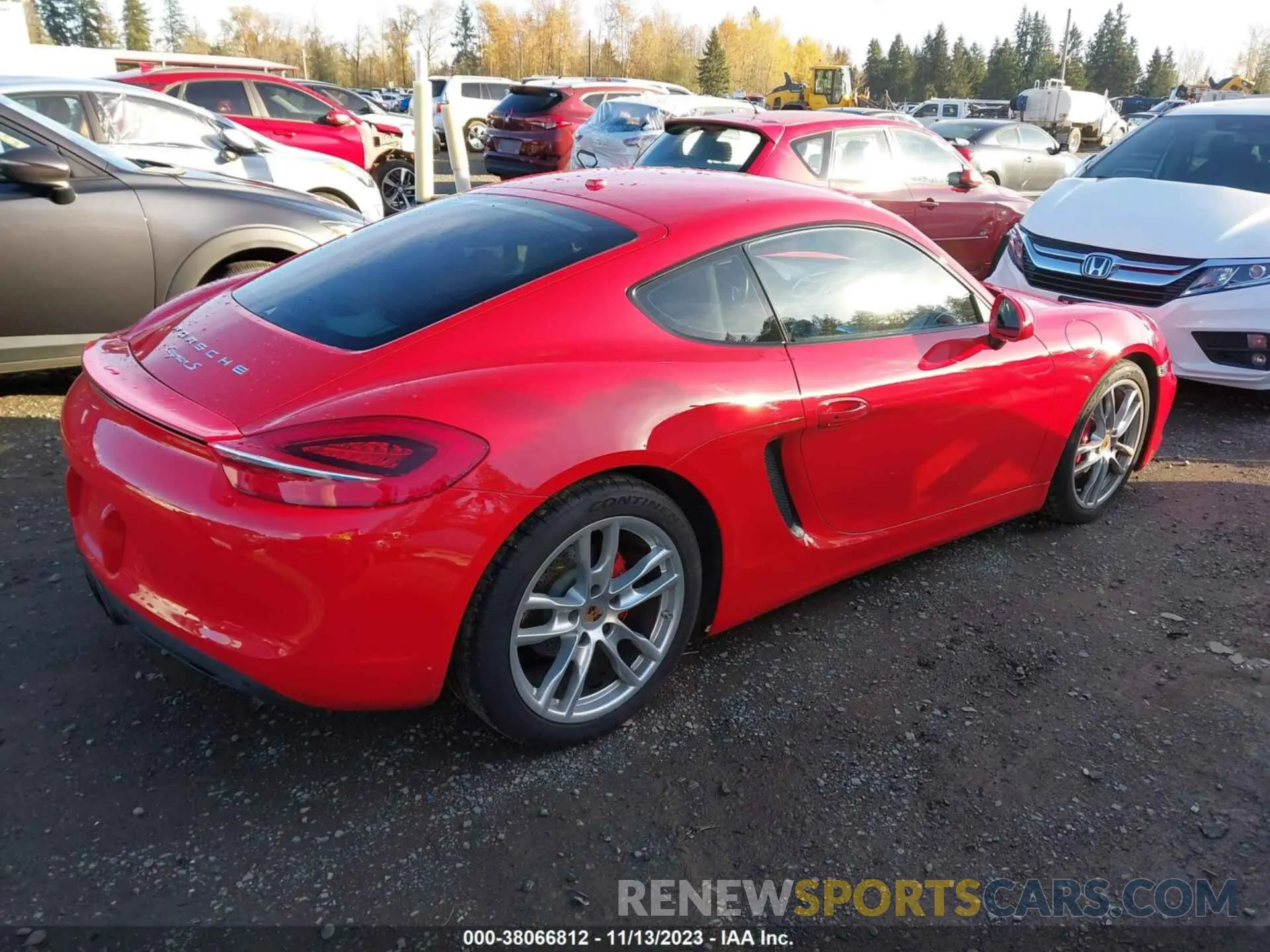 4 Photograph of a damaged car WP0AB2A81FK180794 PORSCHE CAYMAN 2015
