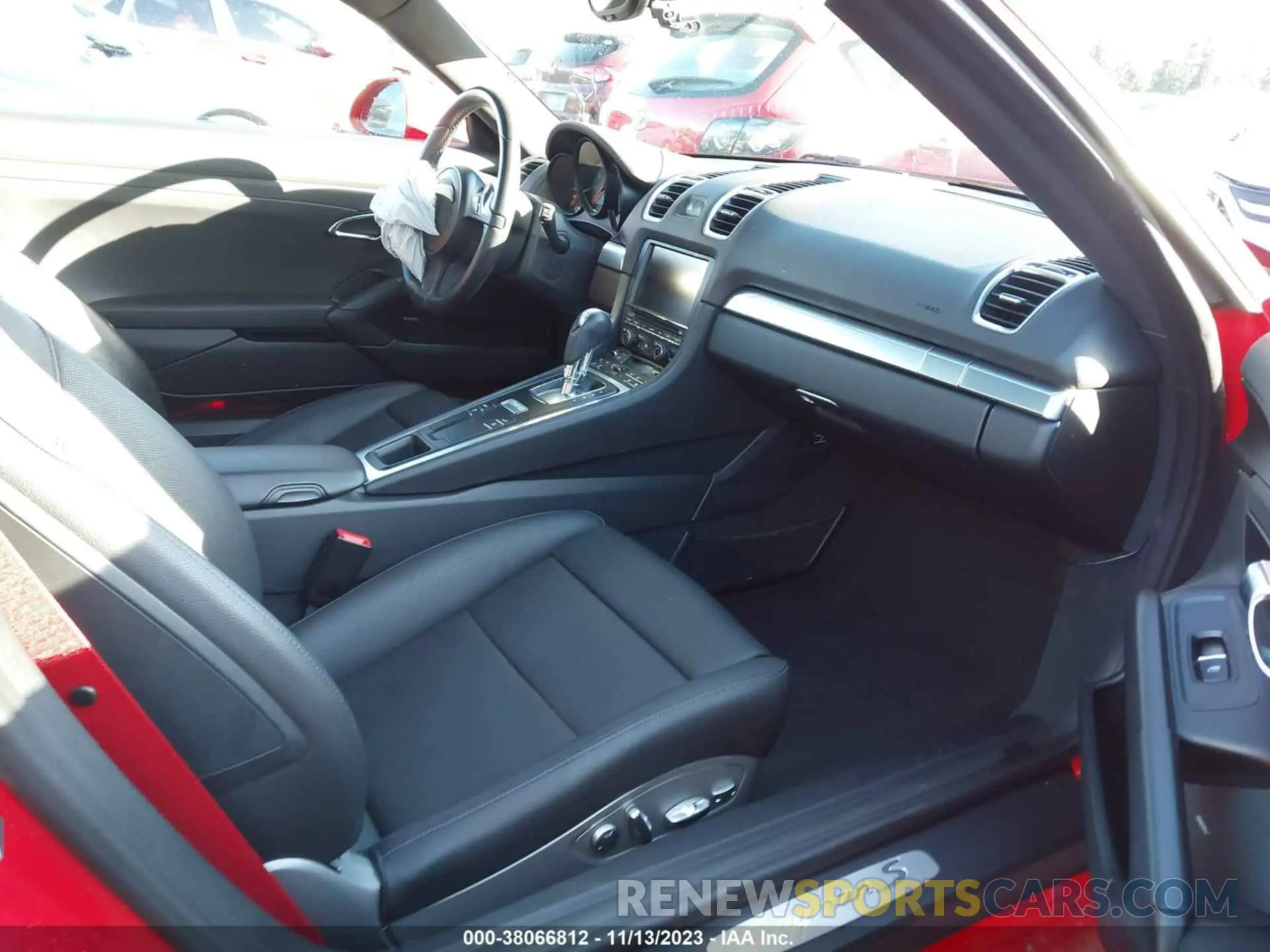 5 Photograph of a damaged car WP0AB2A81FK180794 PORSCHE CAYMAN 2015